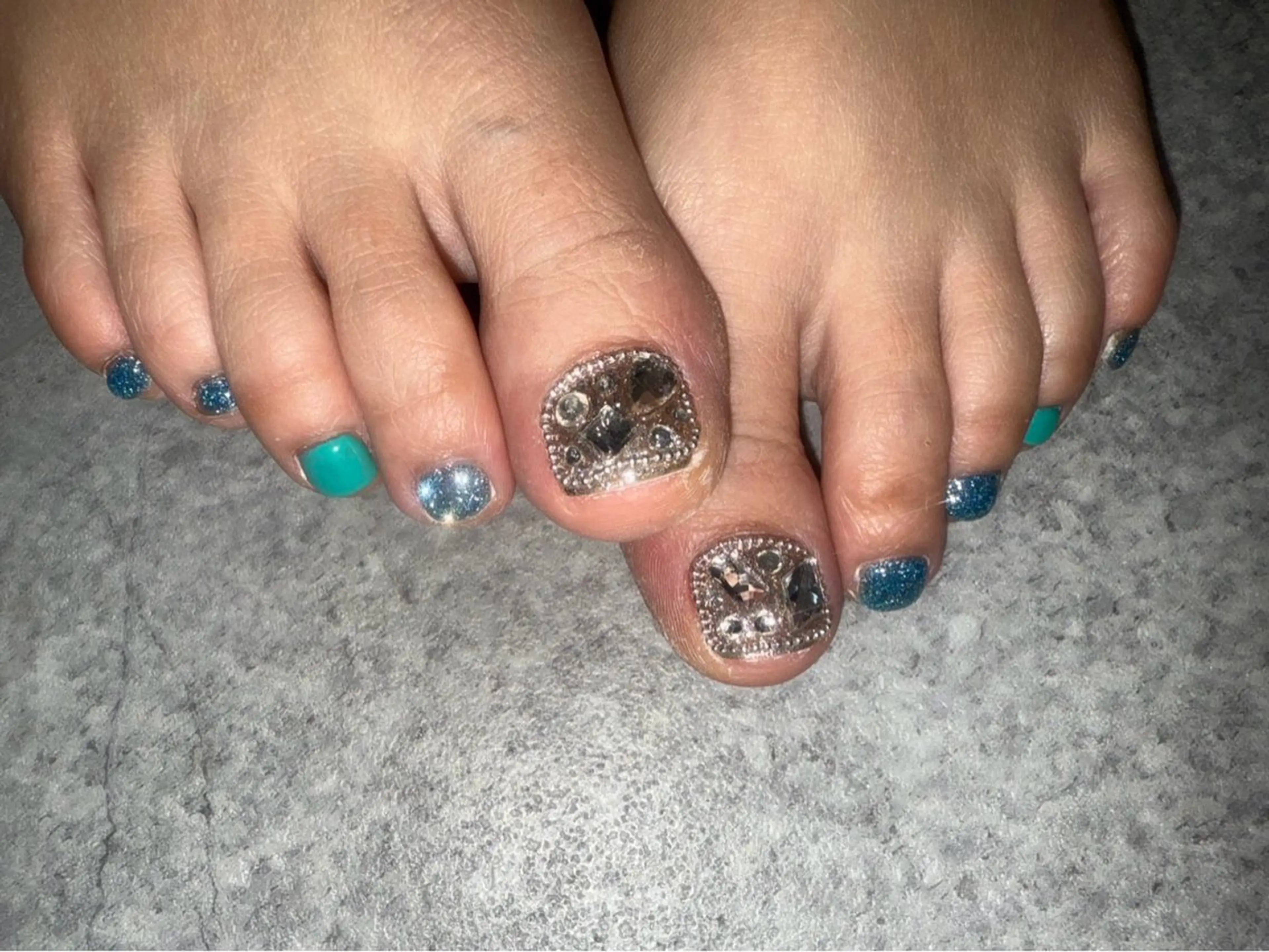 ネイル ハンドネイル フットネイル nailsalon napuluaのネイルデザイン