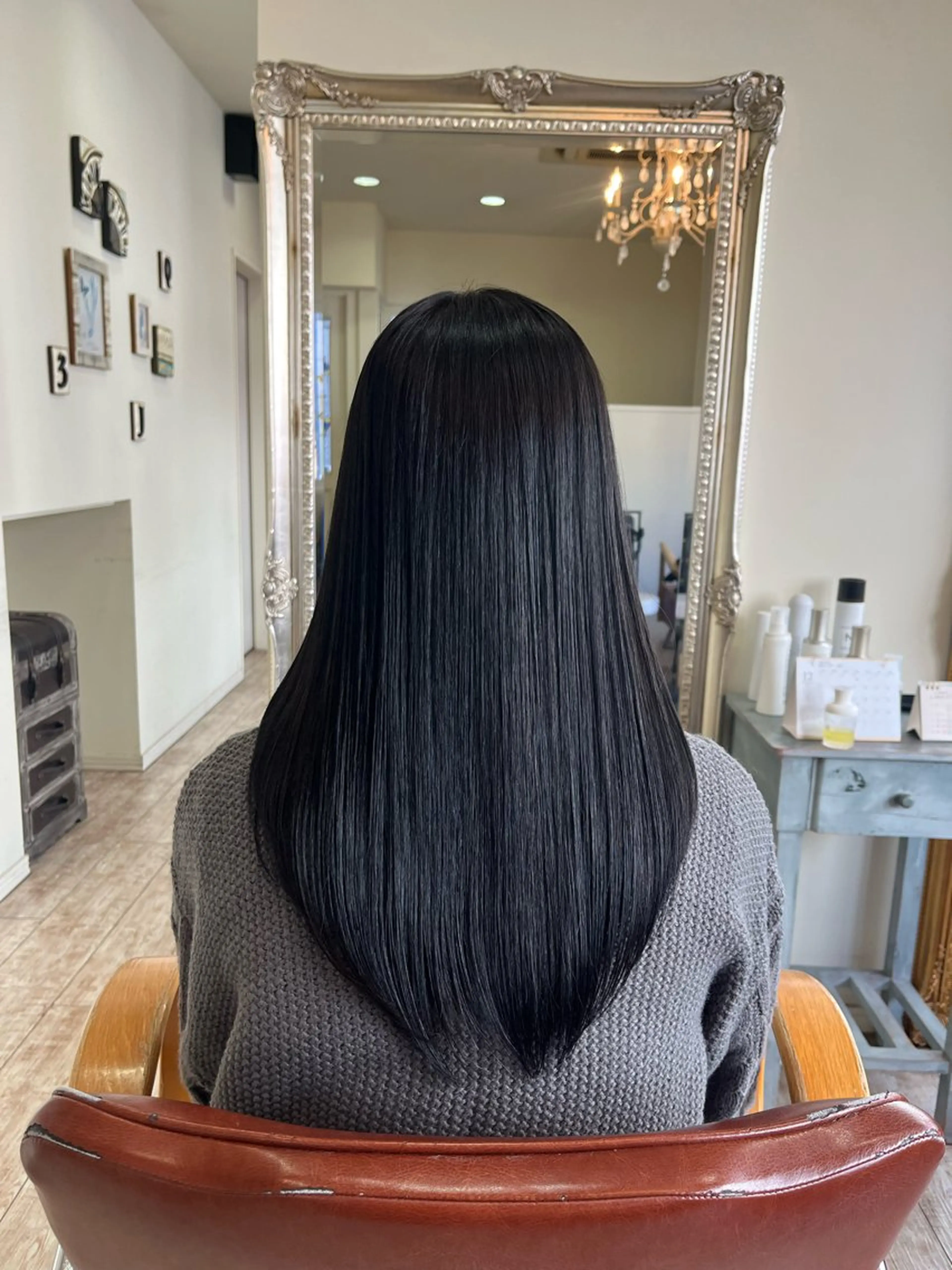 セミロング カット ヘアカラー 【艶髪カラー】 omiのヘアスタイル