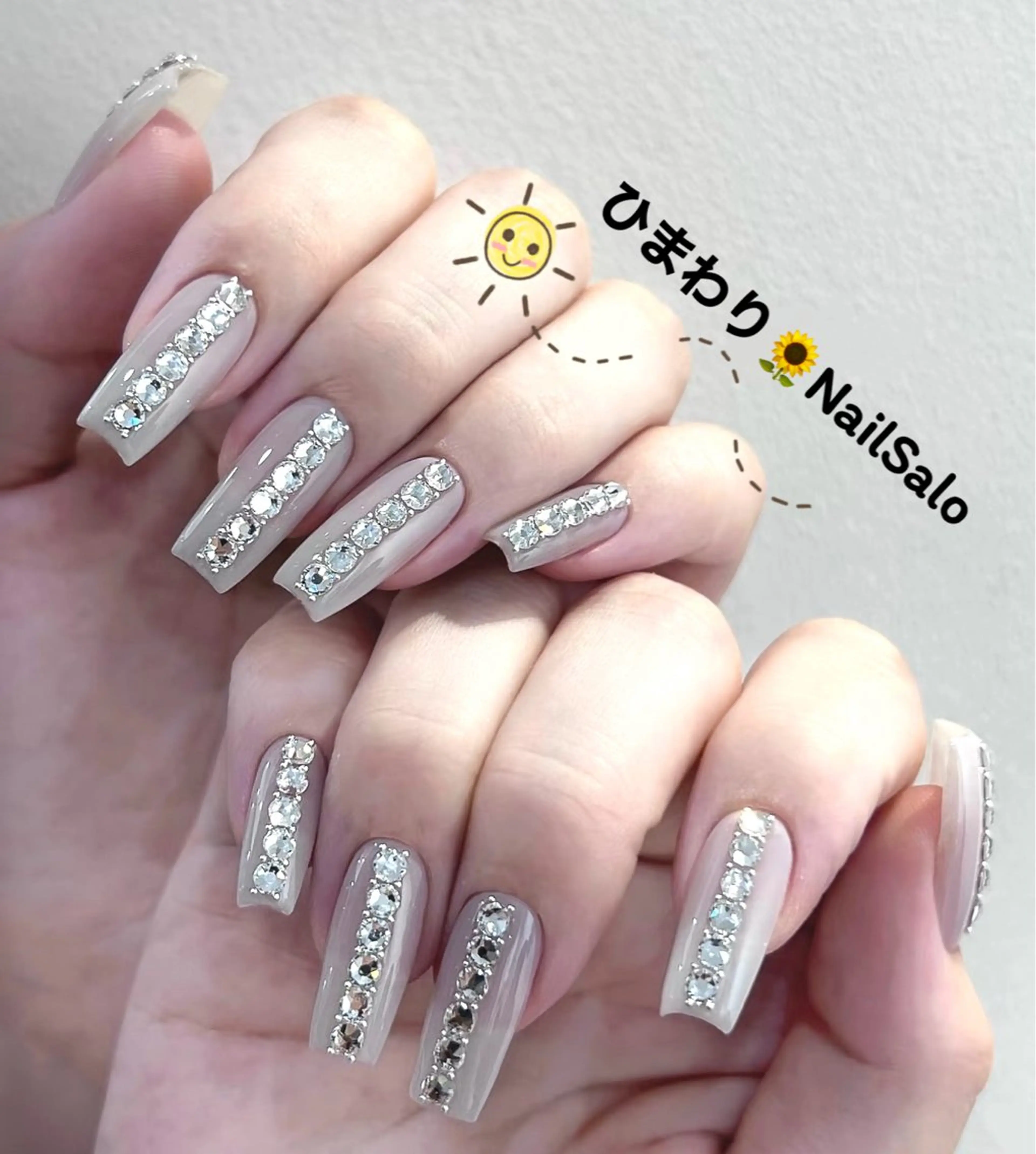 ネイル KiKO 🌻ひまわりサロンのネイルデザイン