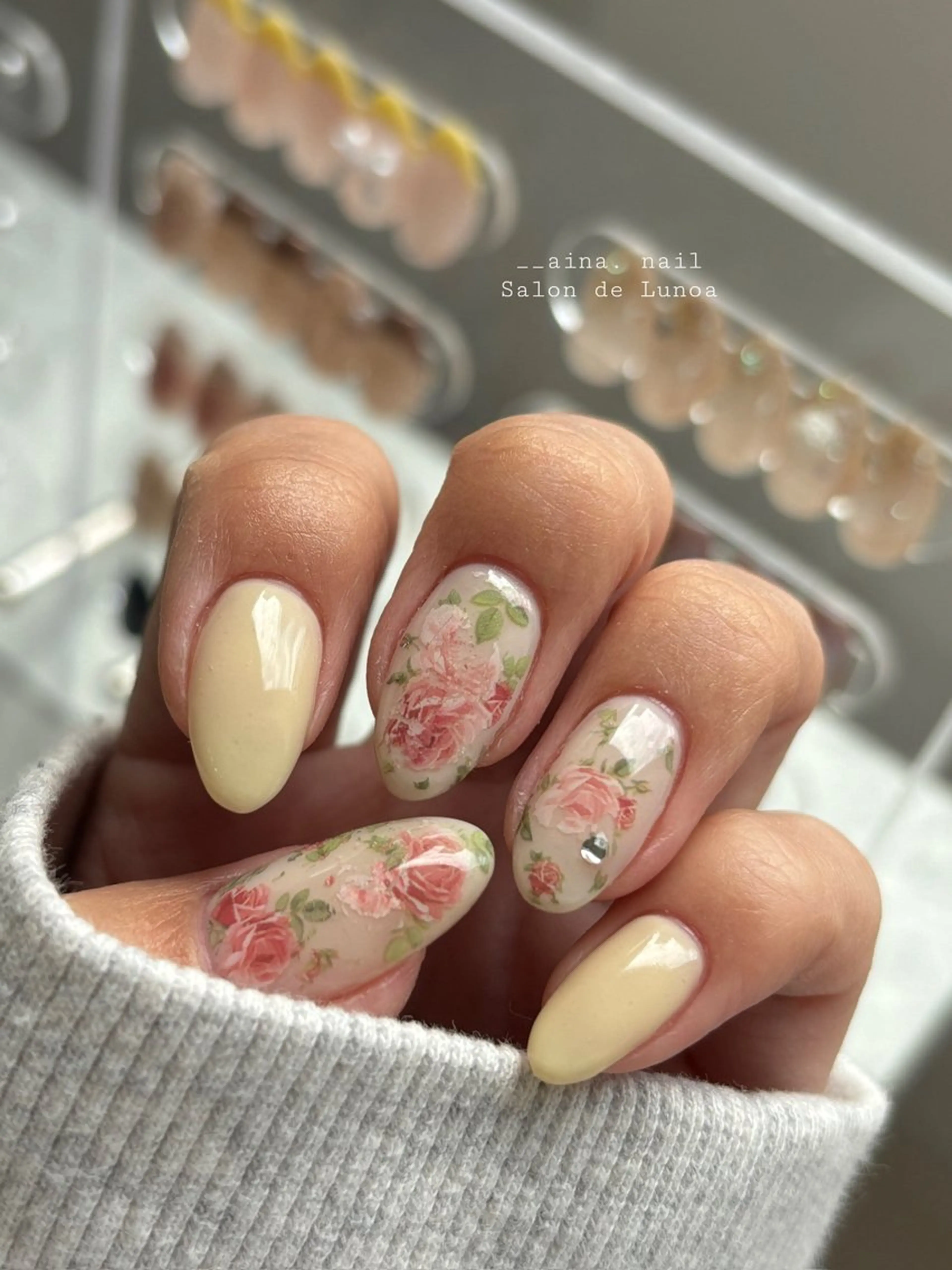 ネイル Nailist Ainaのネイルデザイン