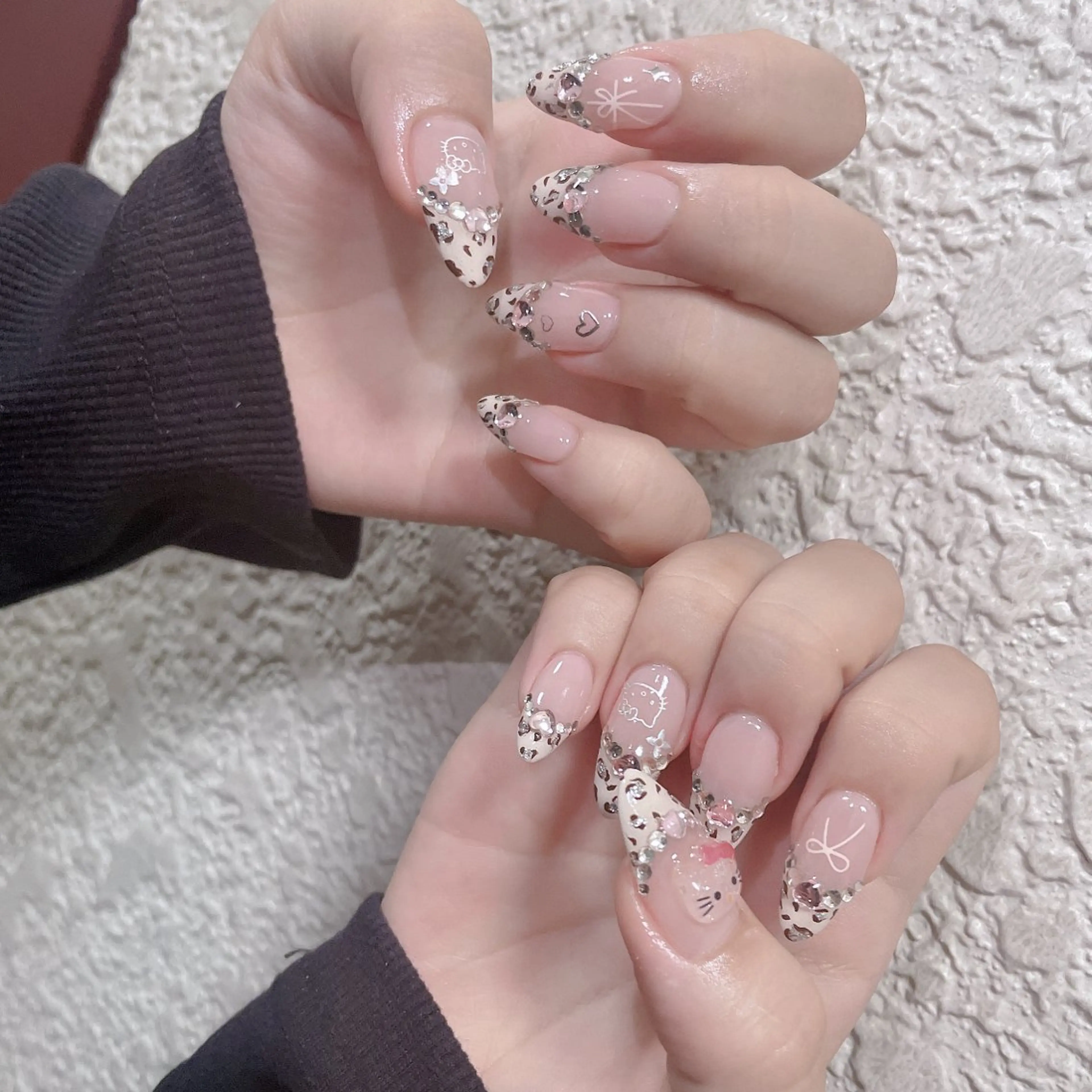 ネイル 成人式 ロングネイル マグネットネイル 大理石ネイル(マーブル) リボン ハンドネイル MoMoA Nail ネイル長さ出し専門店のネイルデザイン