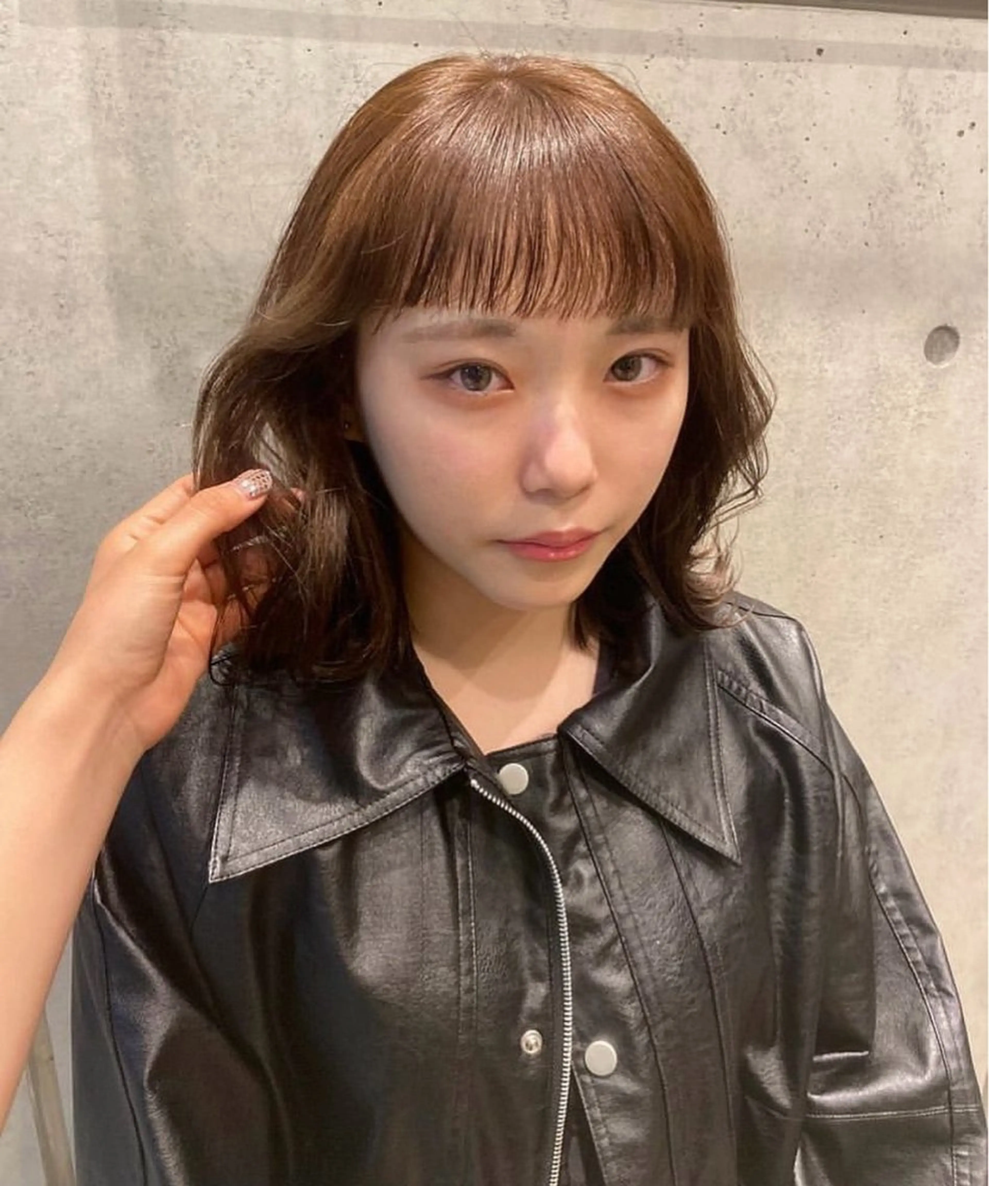 ミディアム カラー abe yuikaのヘアスタイル