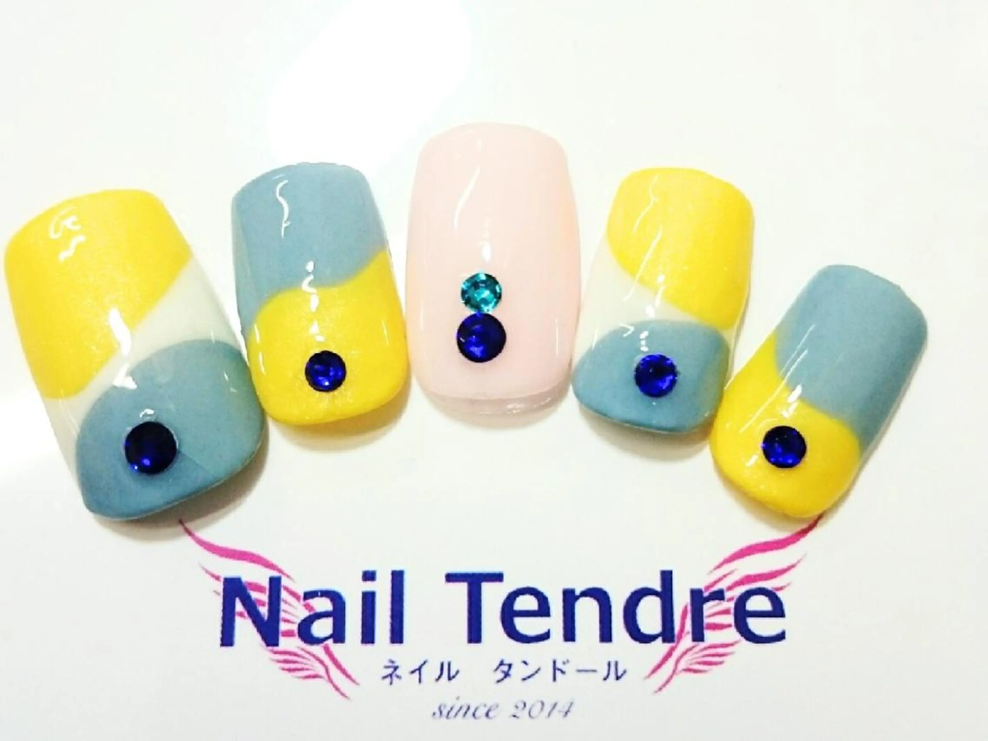 ネイル アートネイル ジェルネイル ソフトジェル ストーンネイル ハンドネイル Nail  Tendreのネイルデザイン
