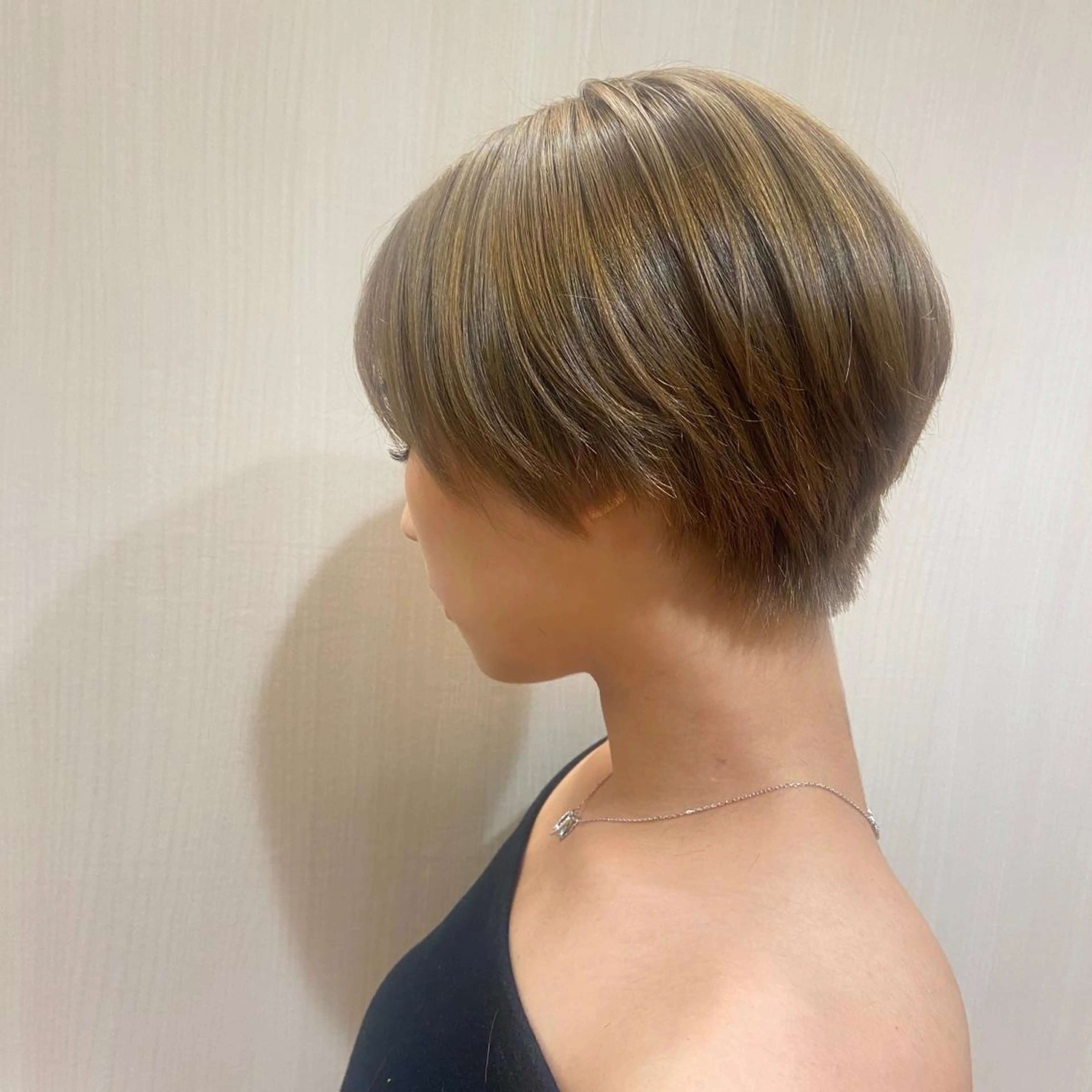 ショート ハンサムショート ショートヘア 川本 あゆのヘアスタイル