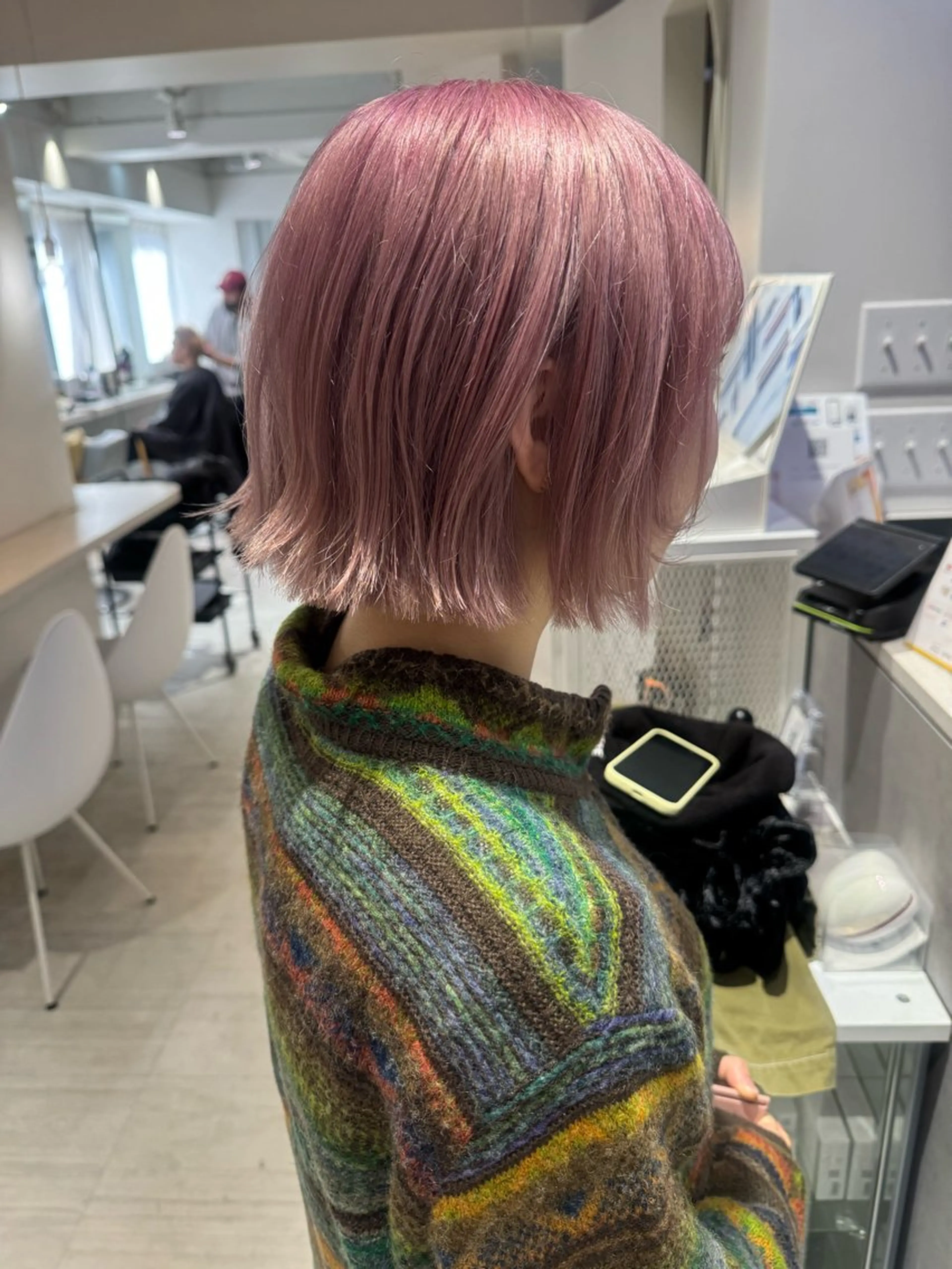 ショート カラー ハイトーンカラー ヘアカラー トリートメント Ami/艶カラー/ レイヤー/ハイトーンのヘアスタイル