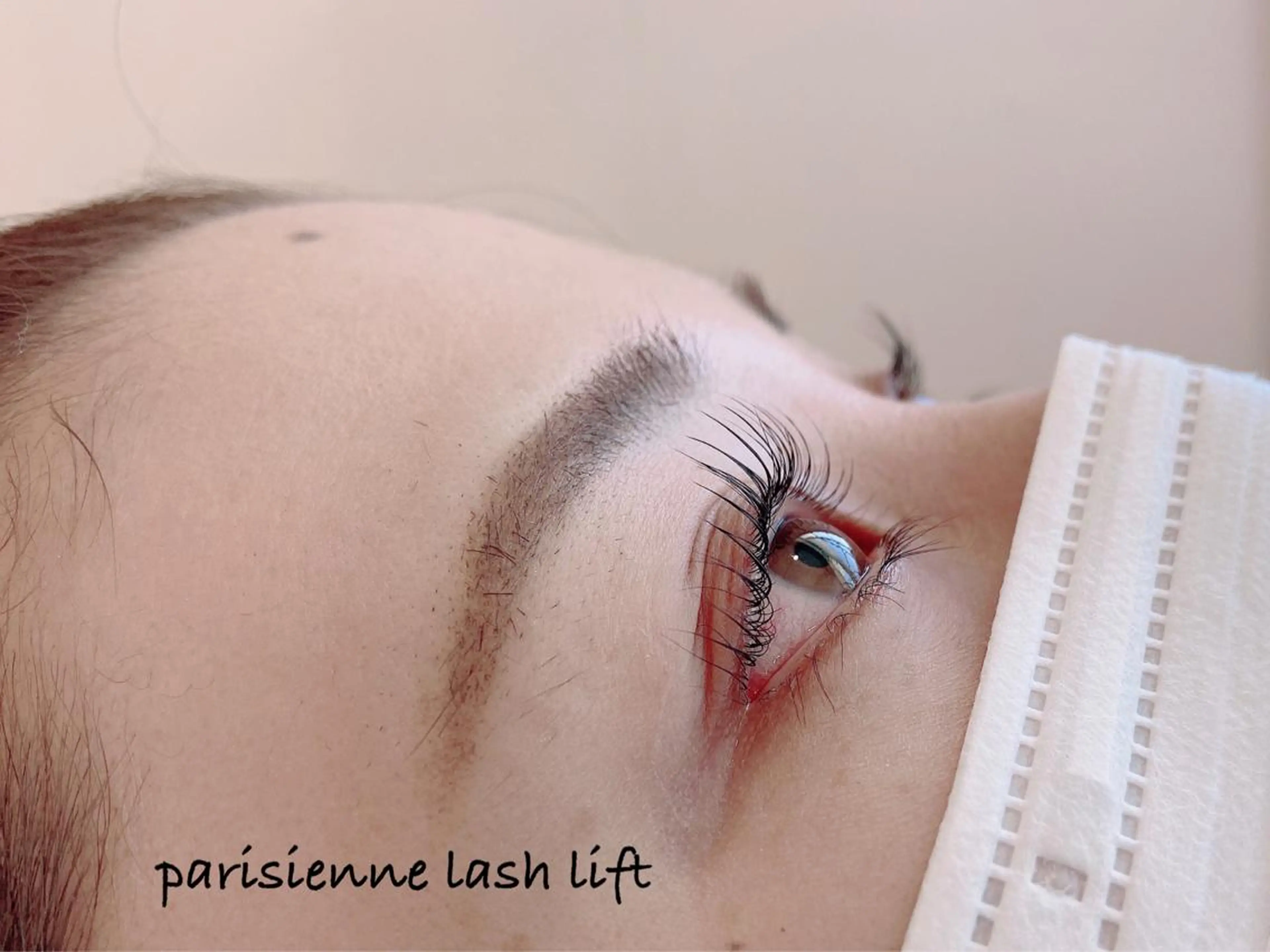 マツエク・マツパ カラーマツエク フラットラッシュ 韓国風マツエク パリジェンヌラッシュリフト まつげパーマ barro.1995所属・オーダーメイドまつげ ＆まゆげ.RIKAのマツエク・マツパデザイン