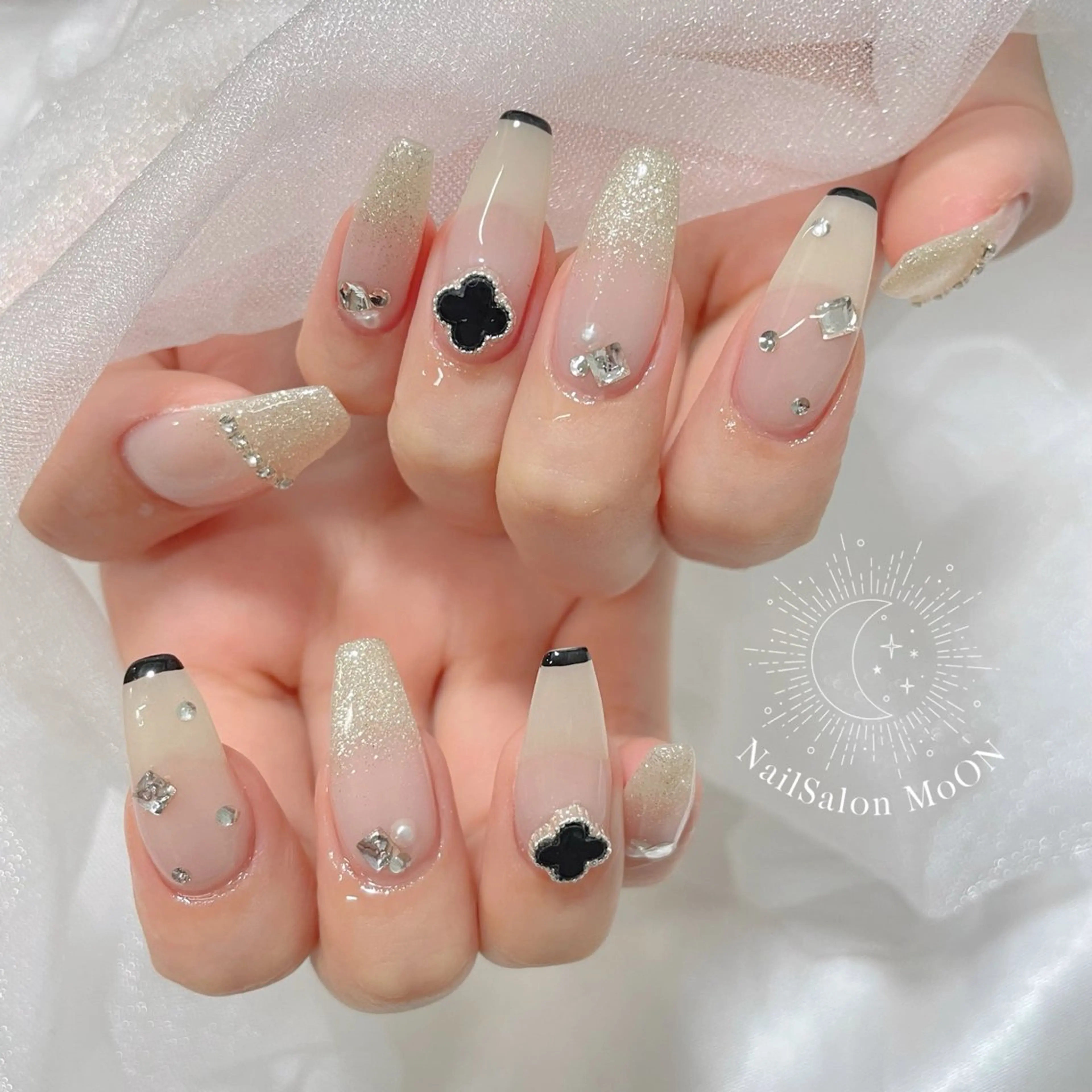 ネイル ハンドネイル ハンドケア MoON...❤︎ MeGuのネイルデザイン