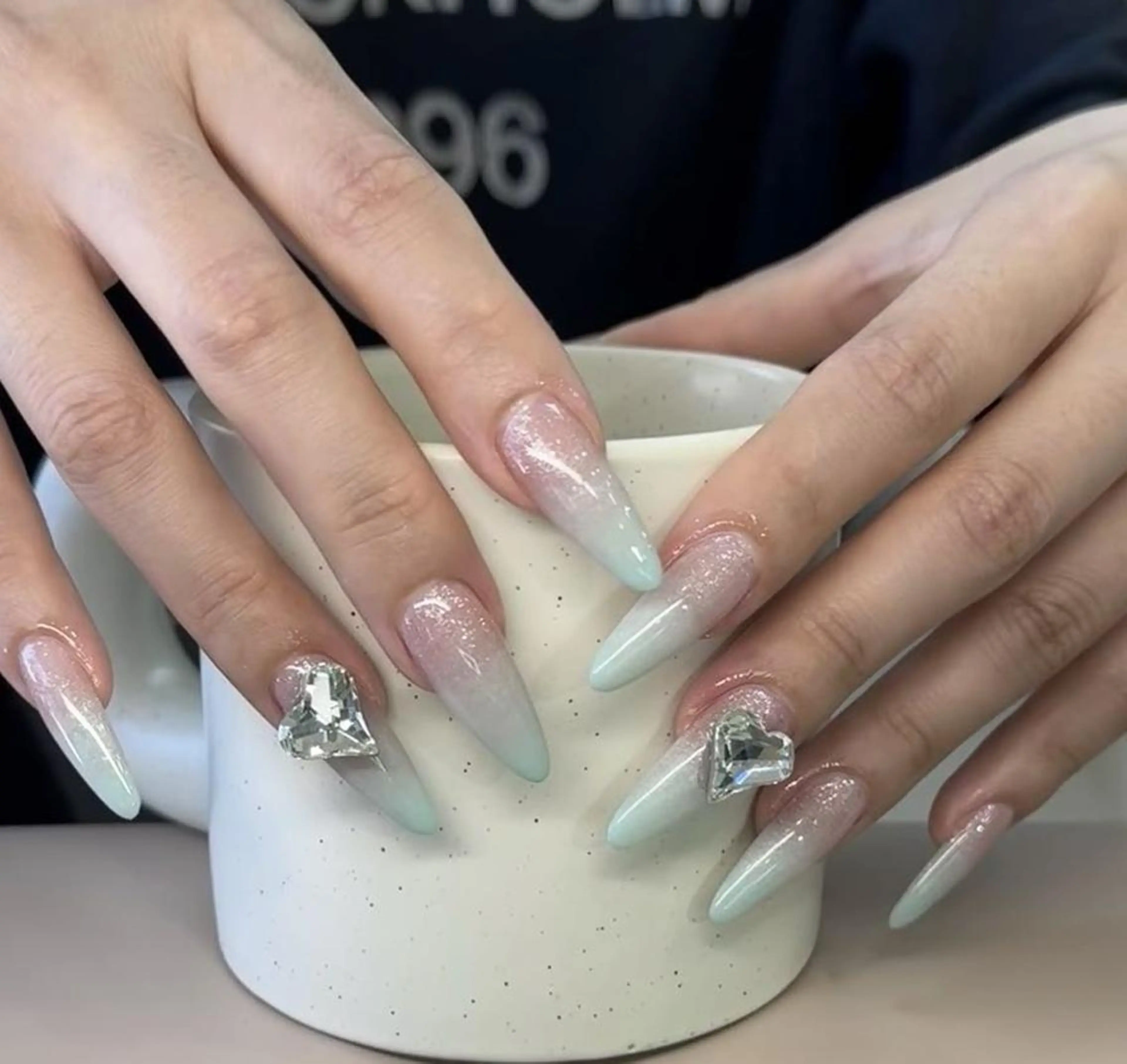 ネイル ワンホンネイル ハンドネイル ハンドケア 🍑 momo_nailのネイルデザイン