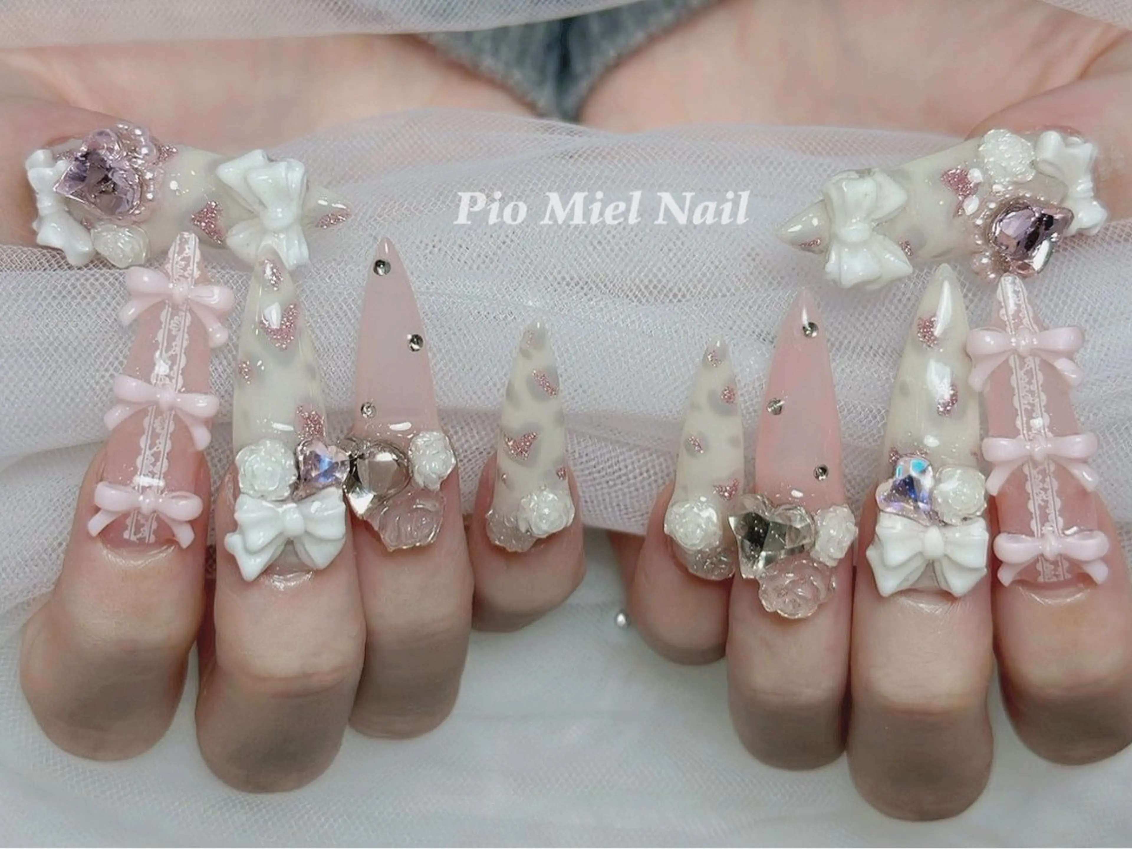 ネイル ハンドネイル HANA 長さだしのネイルデザイン