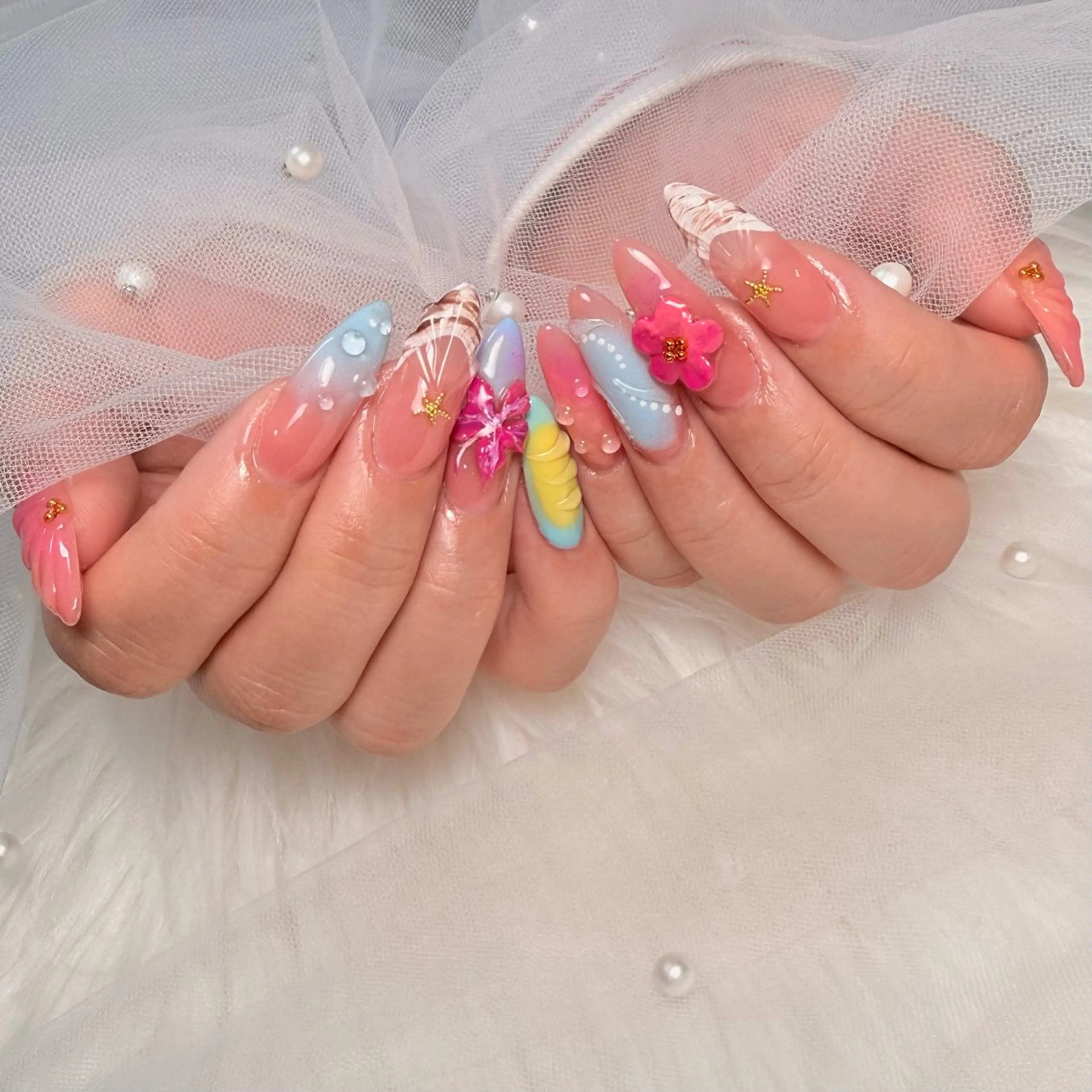 セミロング ハンドネイル 🌹Belle Nail🌹のネイルデザイン