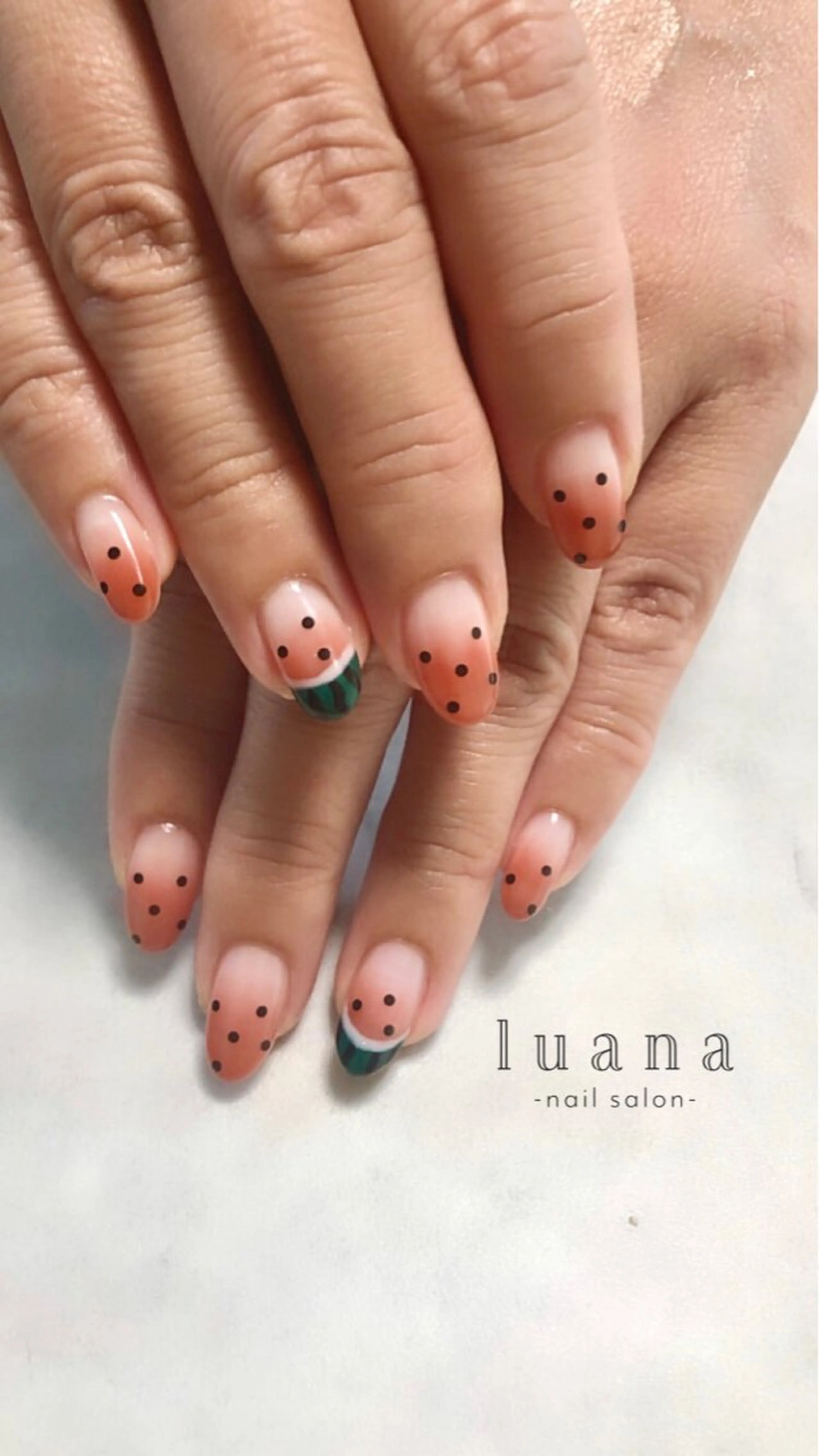 ネイル 夏ネイル ハンドネイル luana ネイルサロンのネイルデザイン