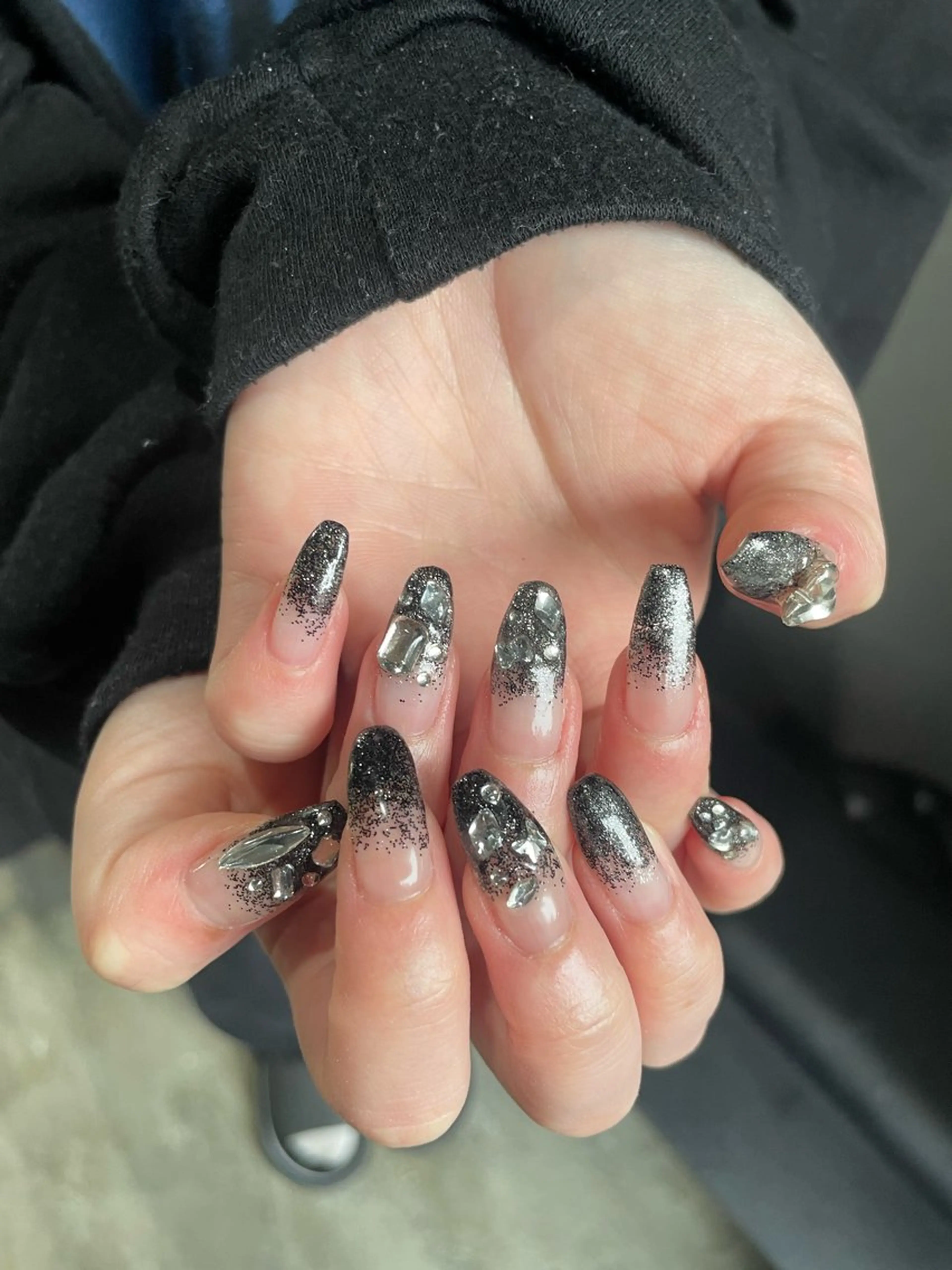 【オフあり】ラメグラデーション 🤍ྀིの写真