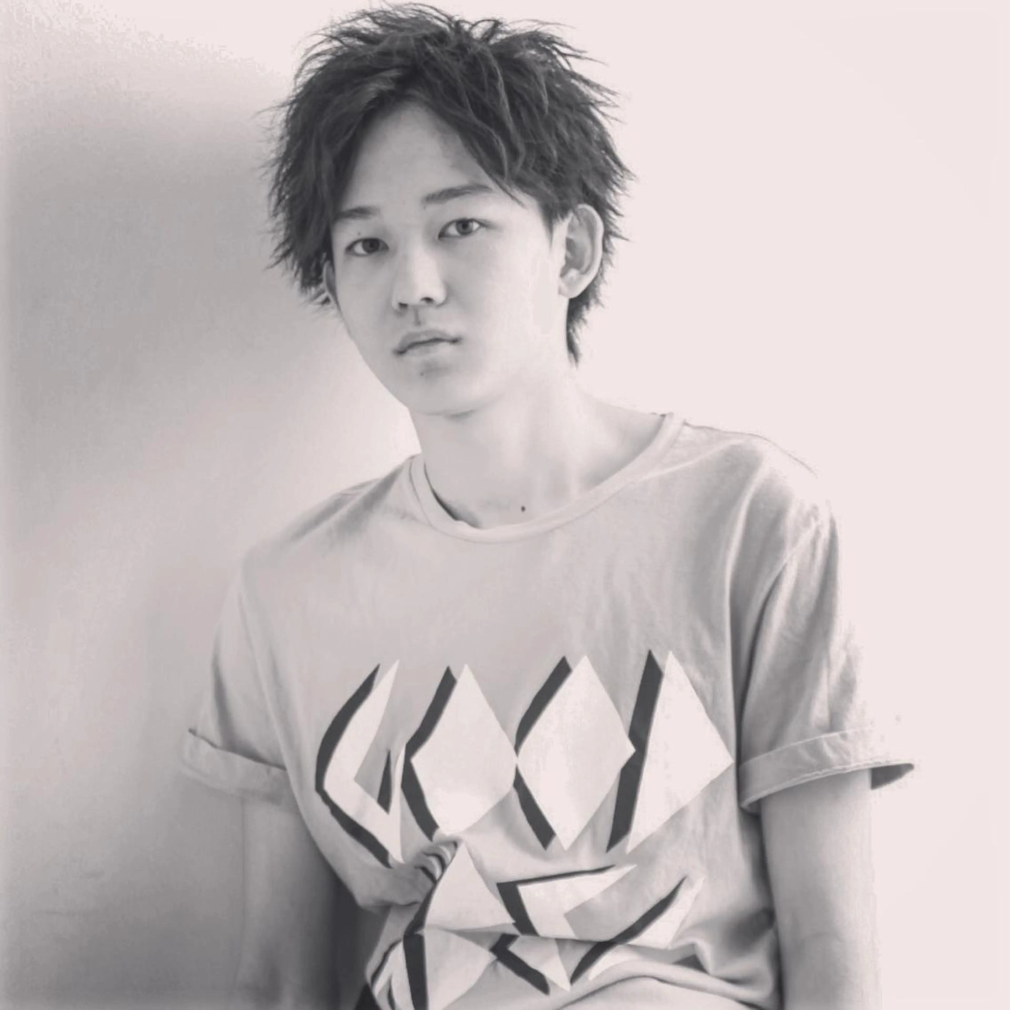 ミディアム カラー メンズ イルミナカラー メンズヘア特化 崎田 成人のヘアスタイル