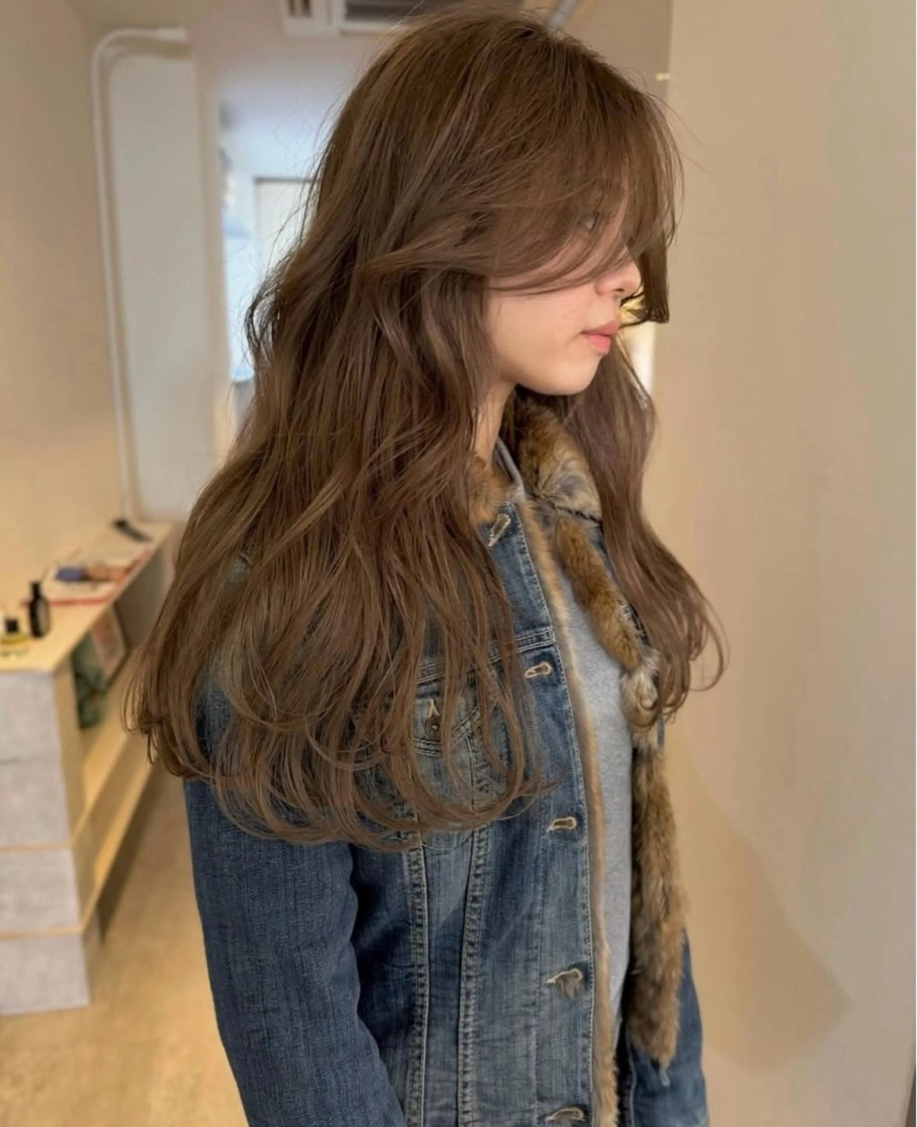 ロング ナ ナのヘアスタイル