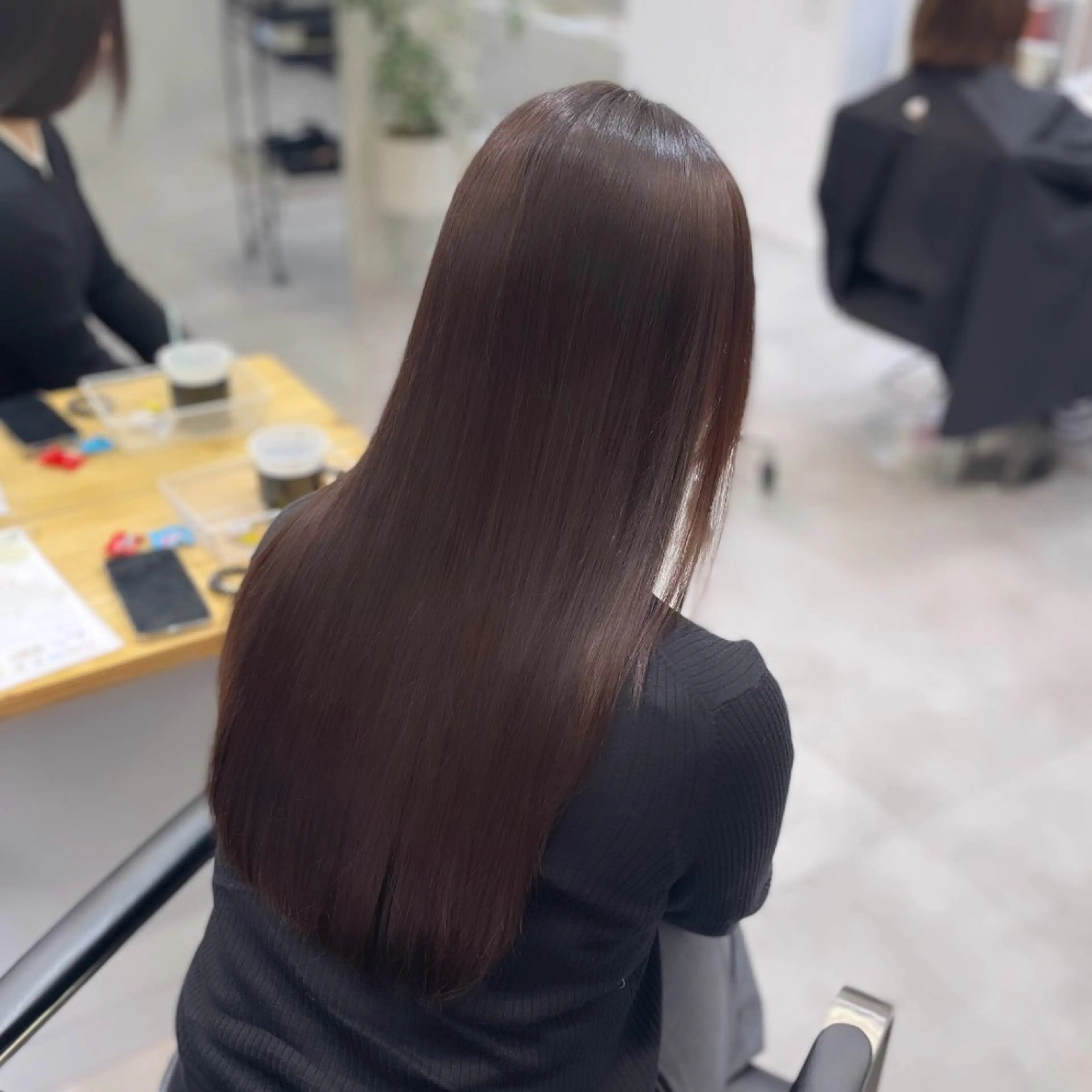 ロング カラー ラベンダーカラー 髪質改善 酸性ストレート ヘアカラー Rui/透明感カラー 暖色/レイヤーカットのヘアスタイル