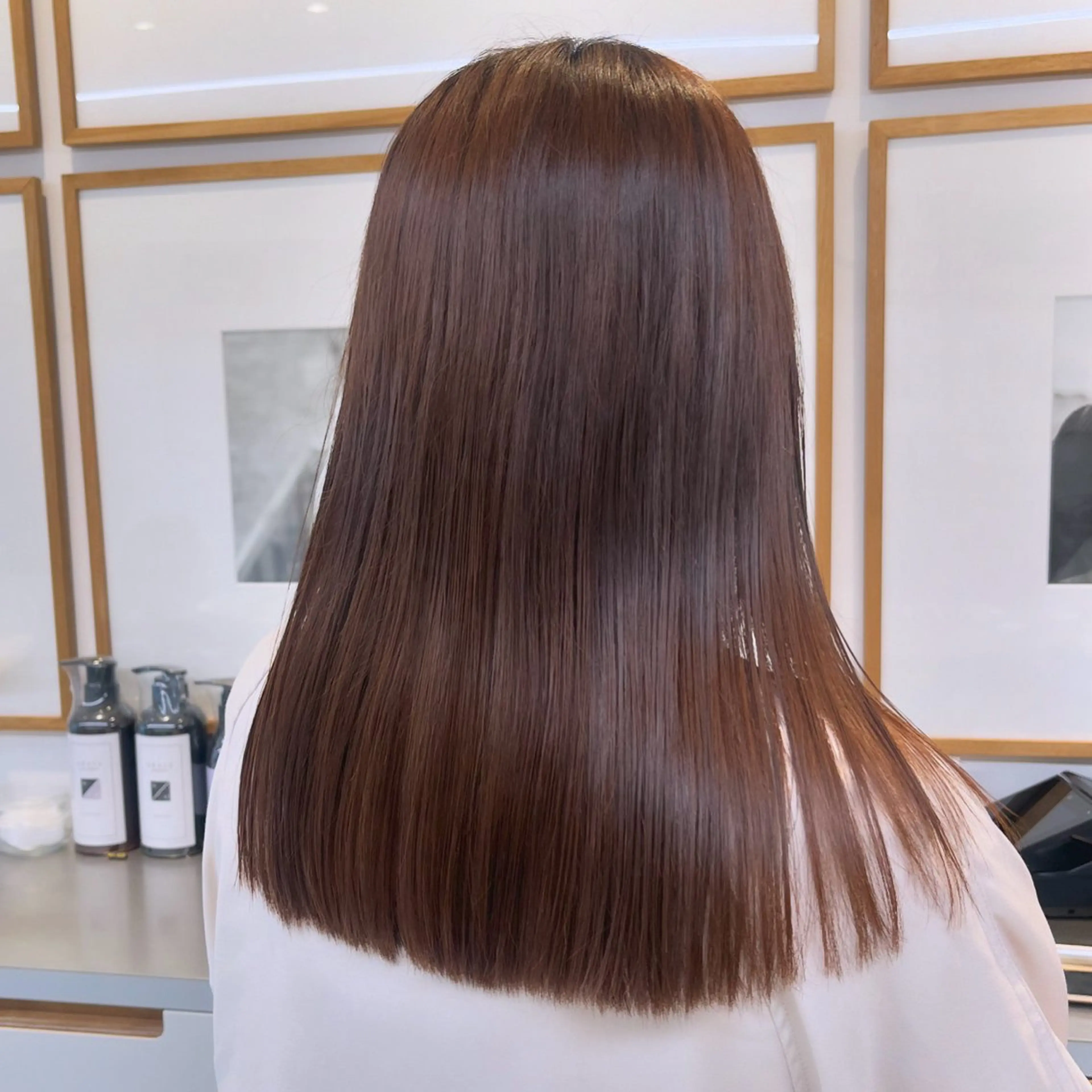 ミディアム パーマ ミディアムパーマ 縮毛矯正 トリートメント ストレートパーマ 縮毛矯正 トリートメント ヘッドスパ カジュアルを女っぽく 𝗮𝘆𝗮𝗰𝗼のヘアスタイル