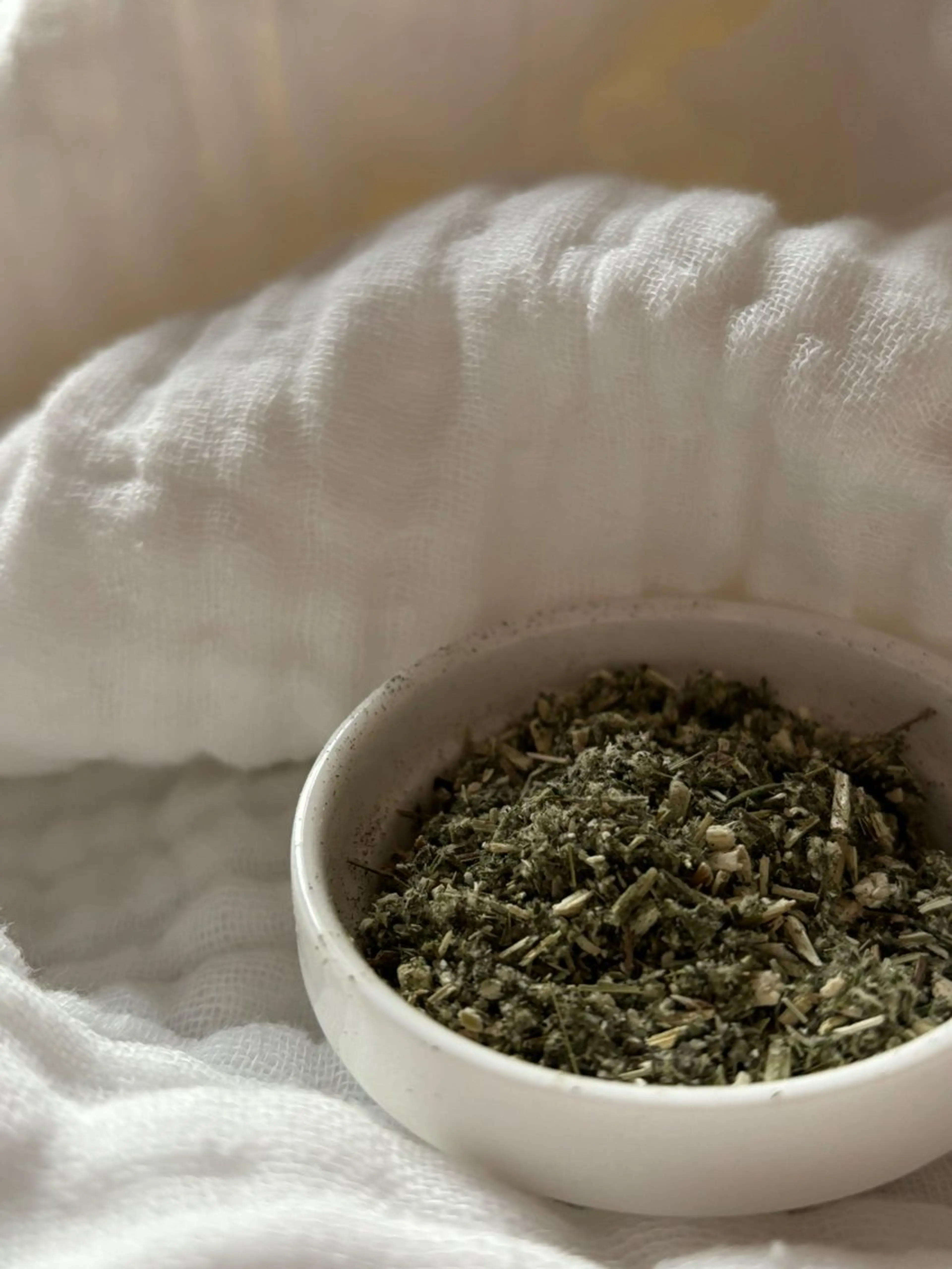 【こだわりのよもぎ蒸し】ミニモ限定1000円off☆国産よもぎに、肌触りのよいガーゼマント。イスも選び抜き極上の時間を…の写真