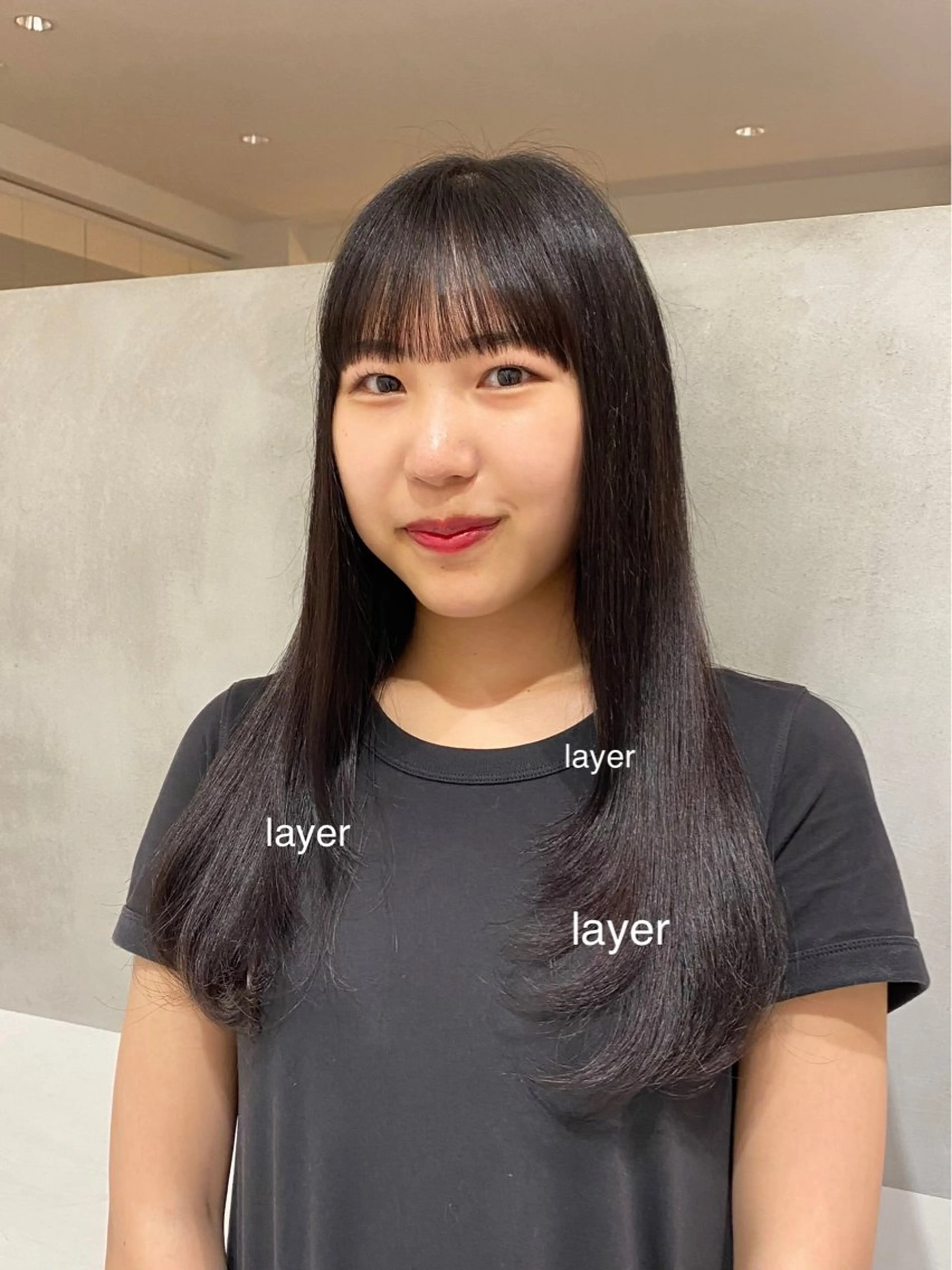 ロング レイヤーカット 艶感/ナチュラル 🩵amiのヘアスタイル