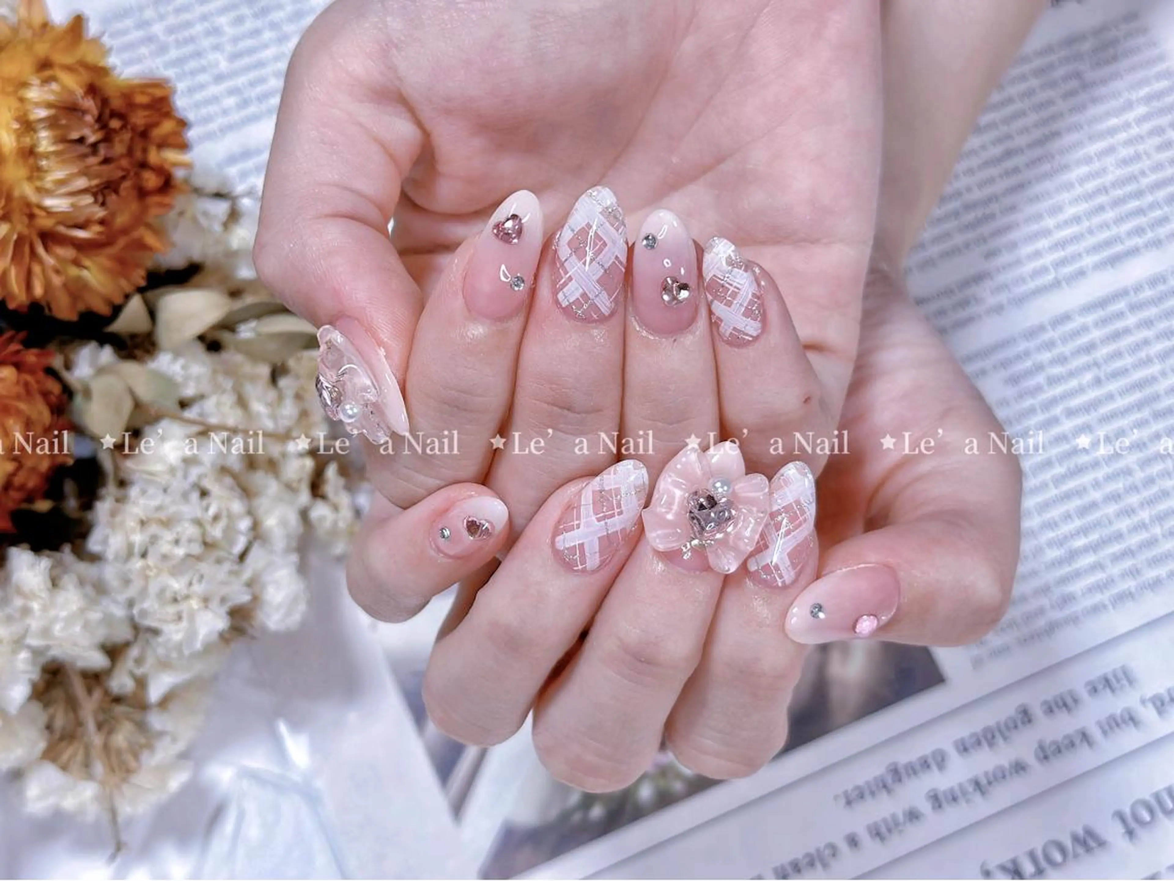 セミロング カラー ネイル Le’a NailSalonのネイルデザイン