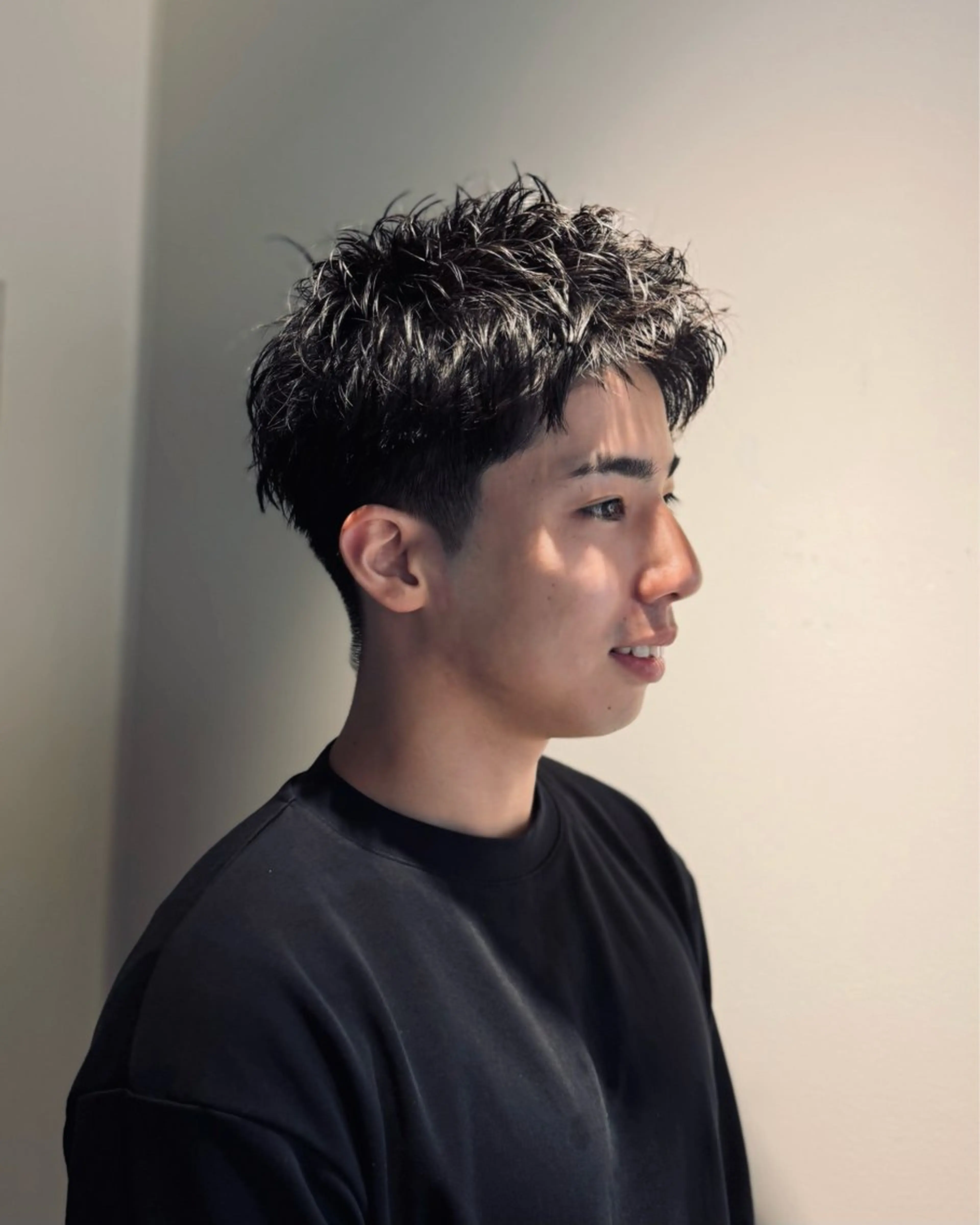 ショート パーマ メンズ メンズパーマ ショートヘア ニュアンスパーマ カット パーマ 丸山 航輝のヘアスタイル