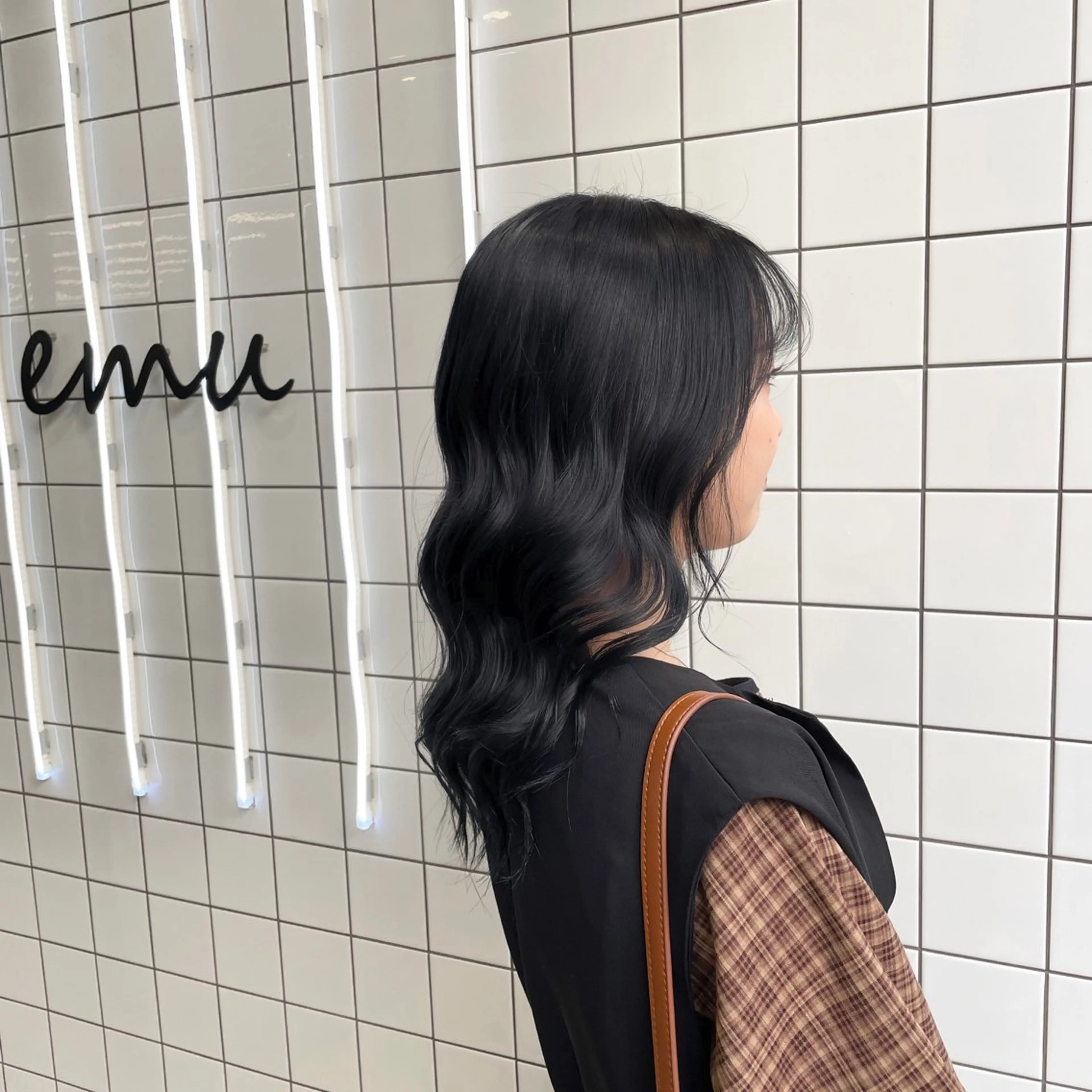 ロング カラー パーマ ヘアアレンジ メンズ メンズ韓国風 黒髪 ナチュラルブラック 韓国風ヘア mona/ ストレートスタイル✨のヘアスタイル