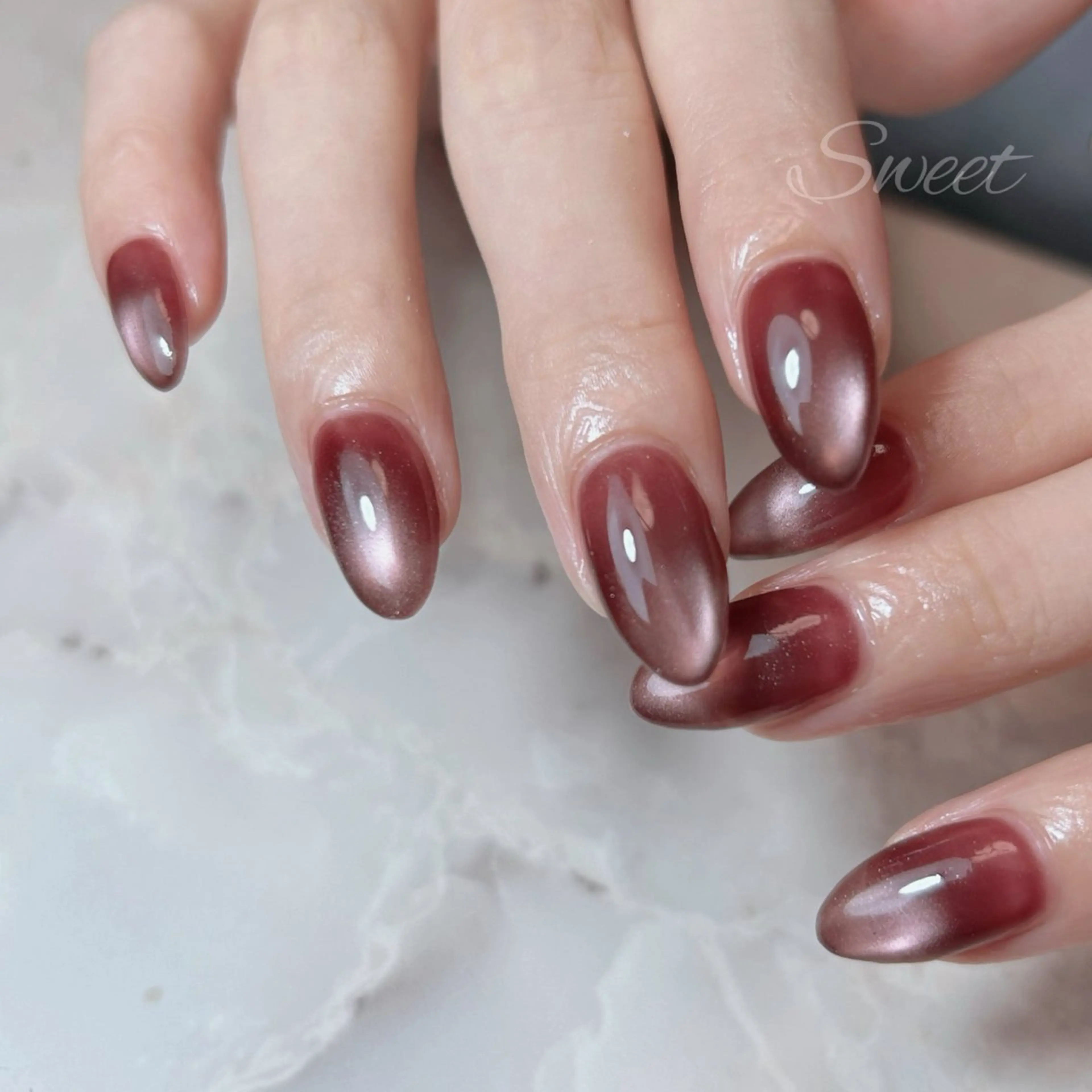 マグネット　ネイル　ワンカラーの写真