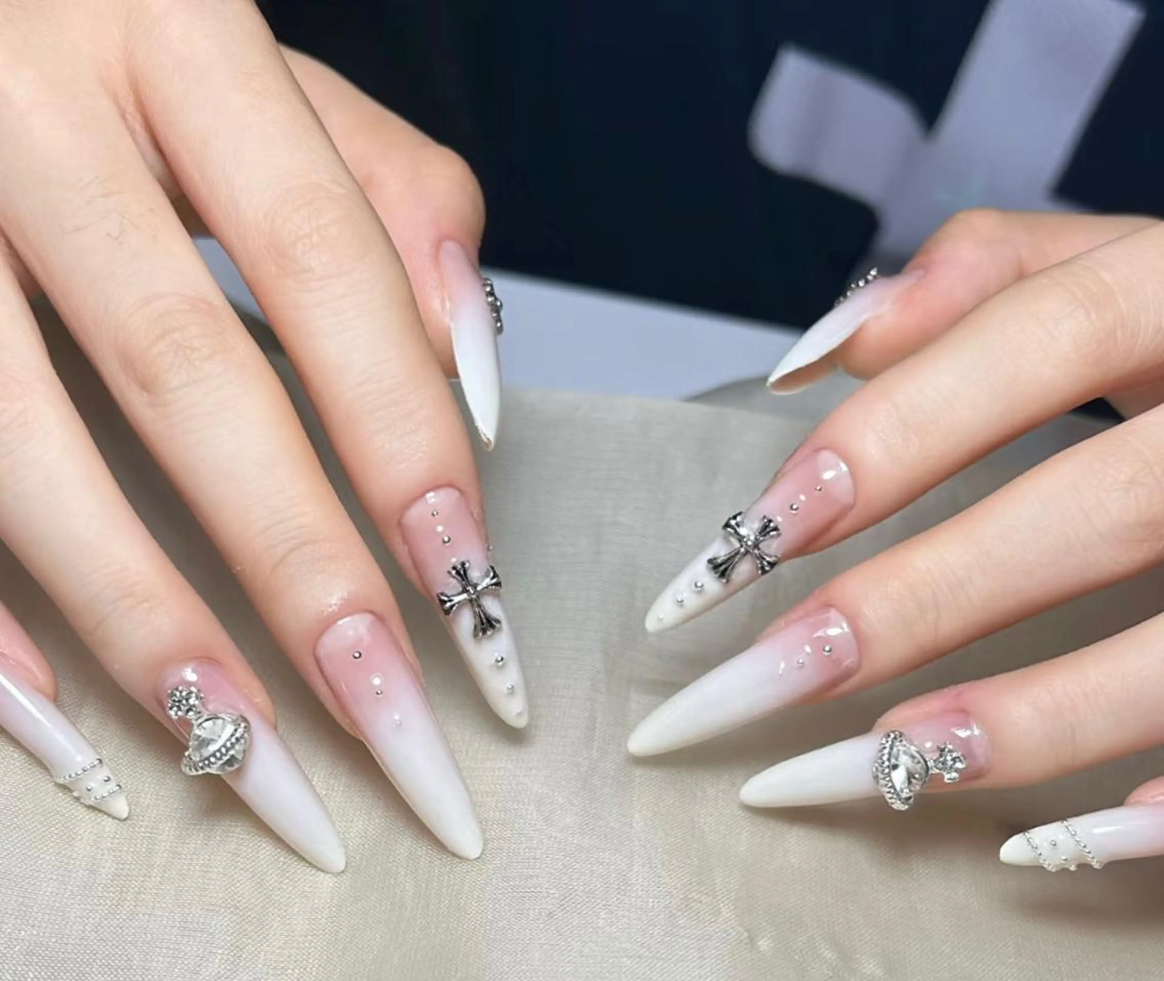 ネイル ハンドネイル 💫 Tsuki_Nailのネイルデザイン