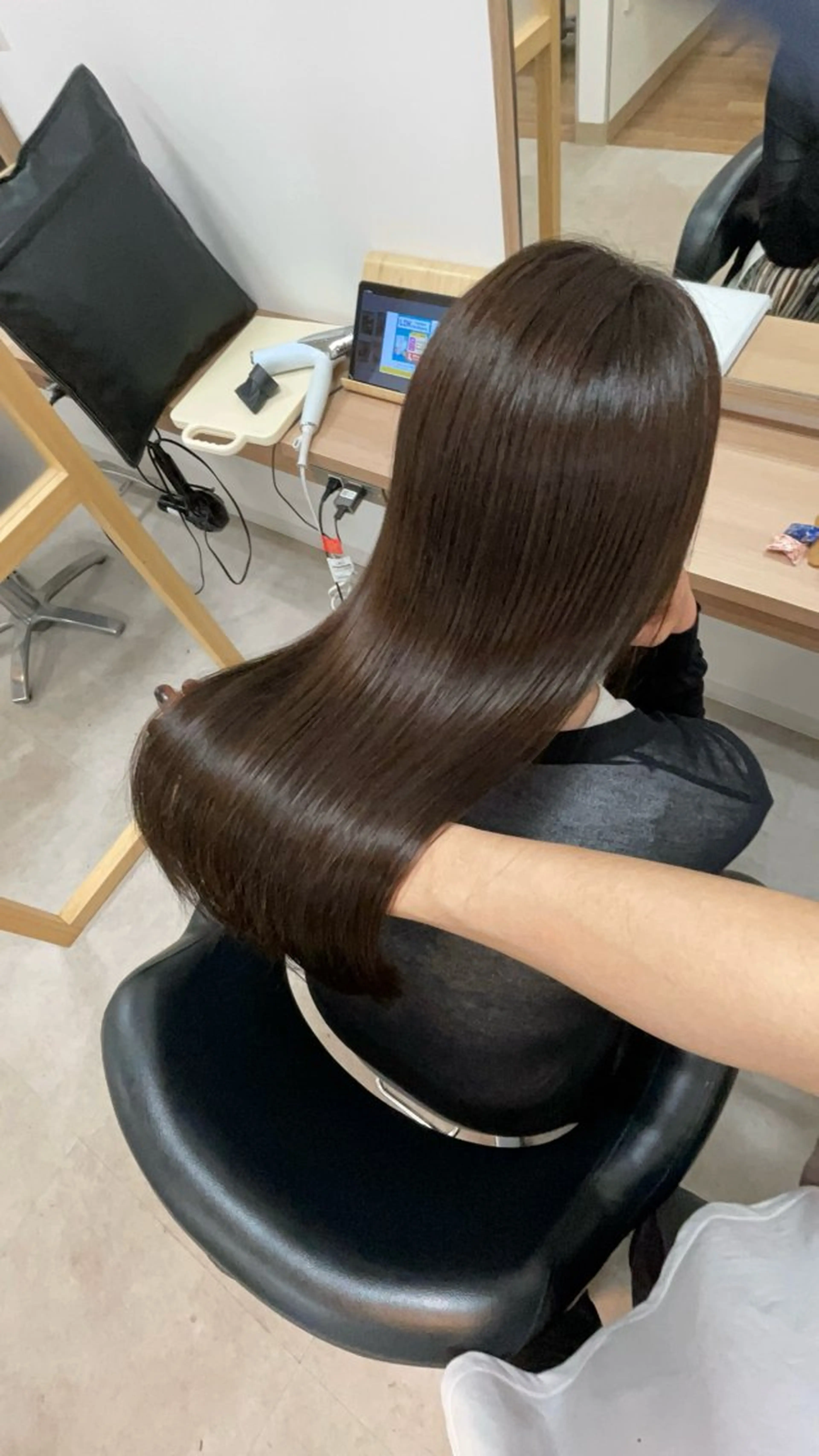 ロング 髪質改善 葭葉 久美子のヘアスタイル