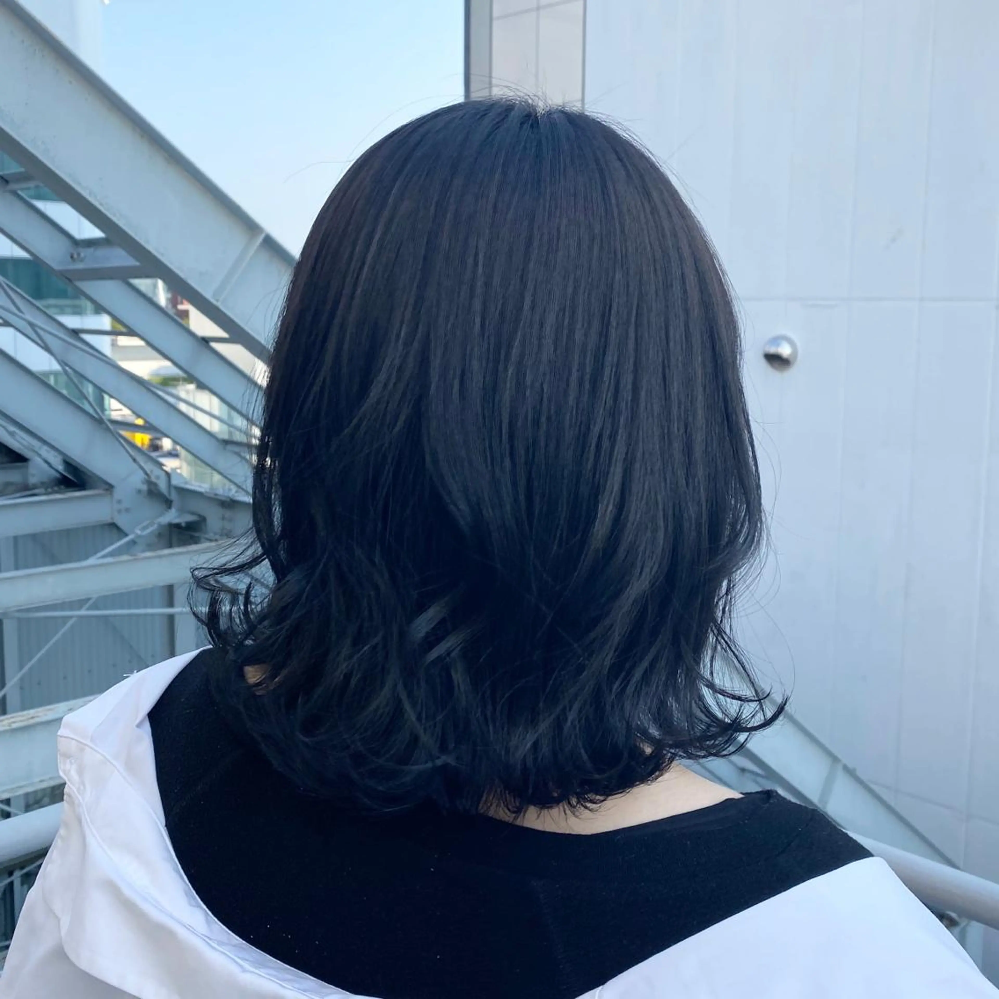 ミディアム カラー 🩵ブリーチカラー 🐈MIORI🩵のヘアスタイル