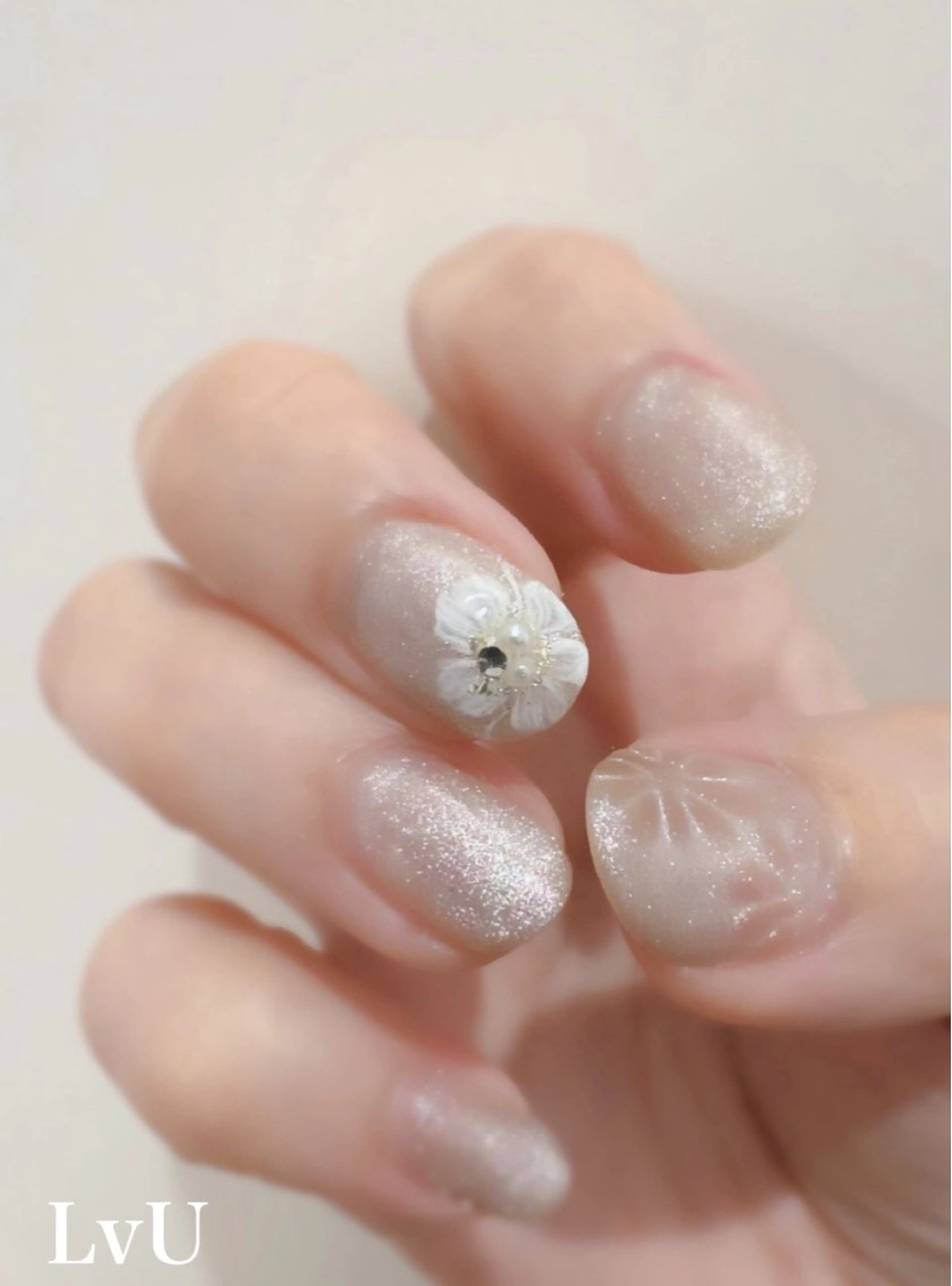ネイル アートネイル フラワーネイル ハンドネイル ハンドケア LvU(ラブユー) Asayamaのネイルデザイン