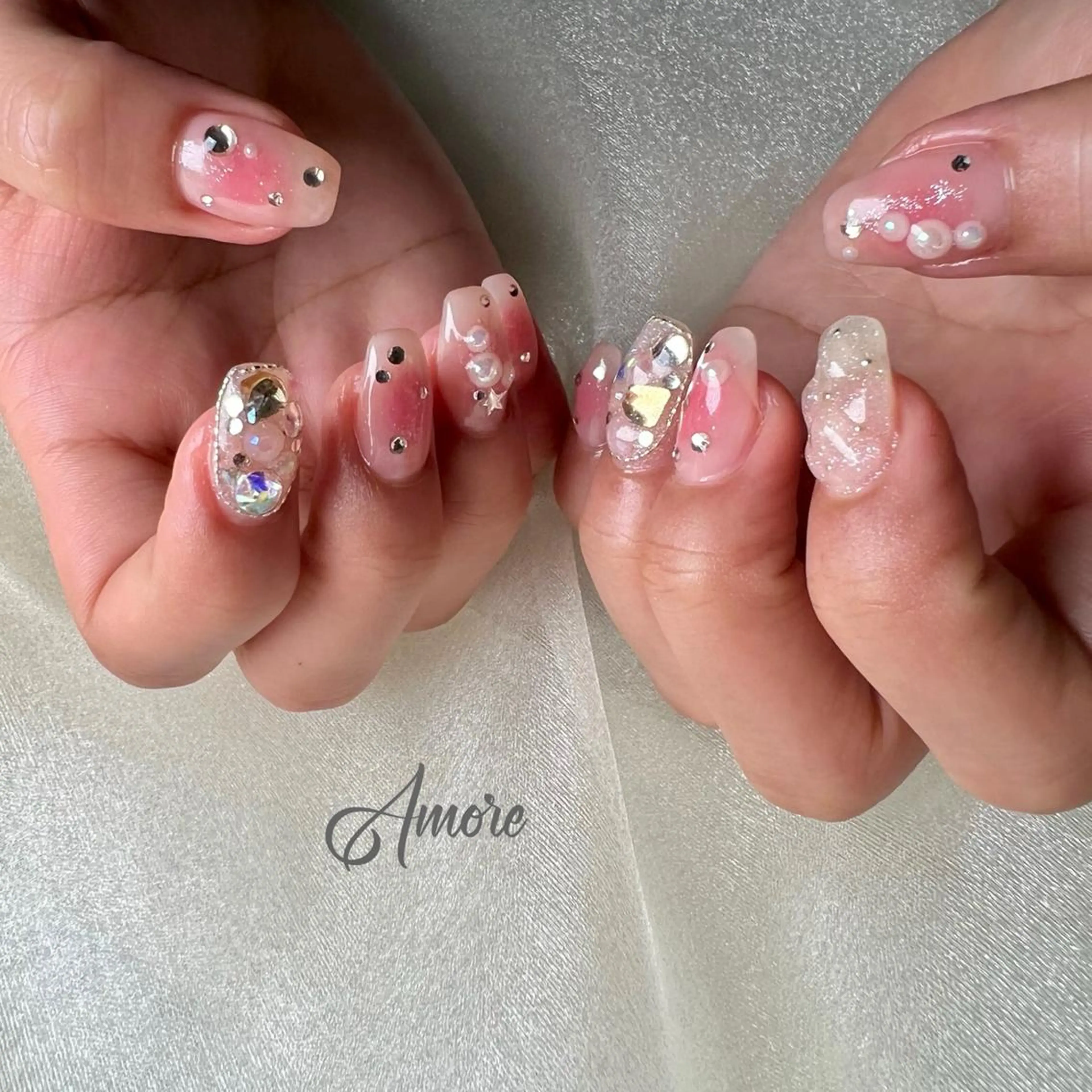 ネイル ジェルネイル 氷ネイル・うるうるネイル マグネットネイル ミラーネイル ニュアンスネイル You kyehwaのネイルデザイン