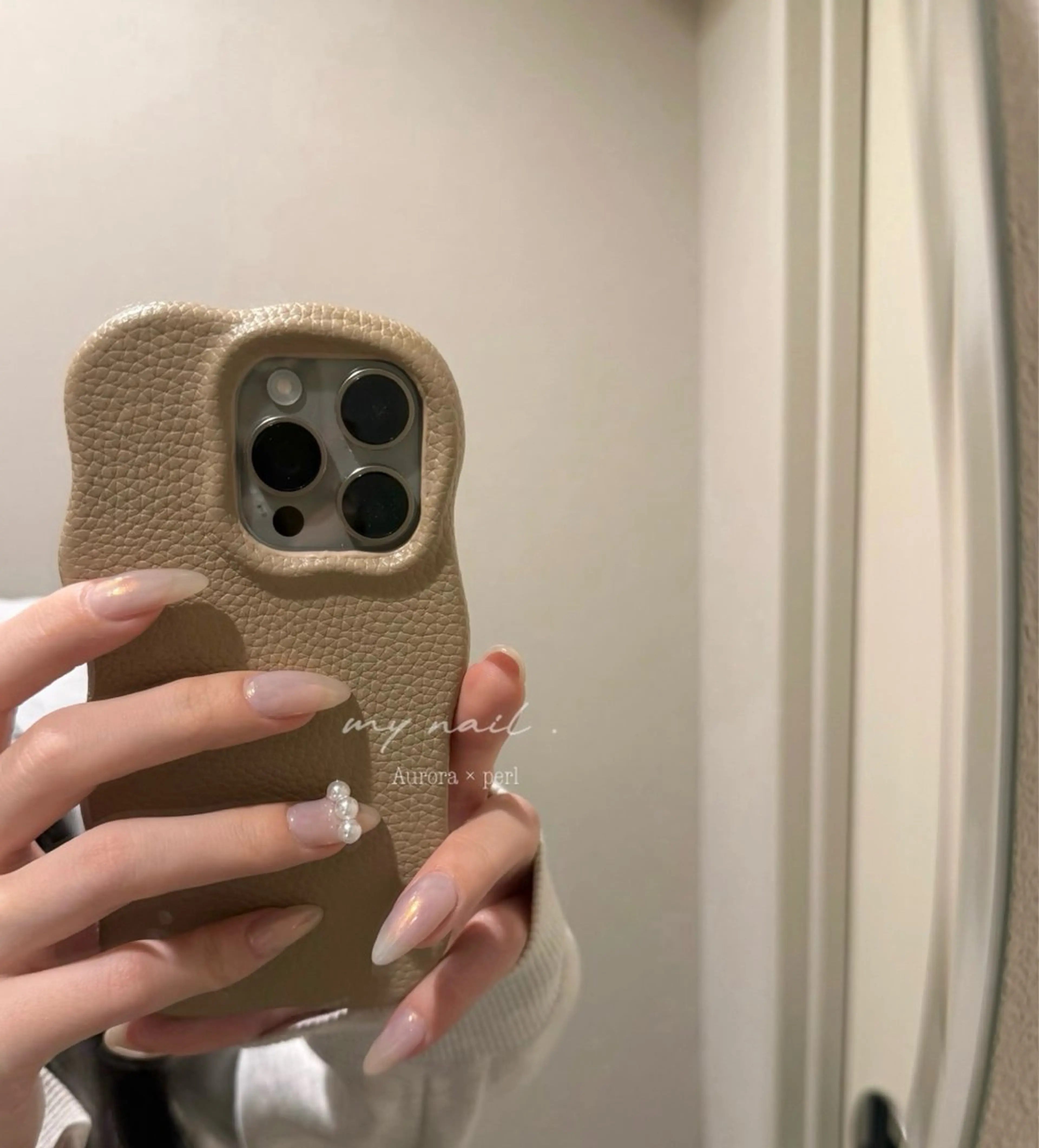 ネイル ミラーネイル 鶴田୨ৎmaison de NALIのネイルデザイン