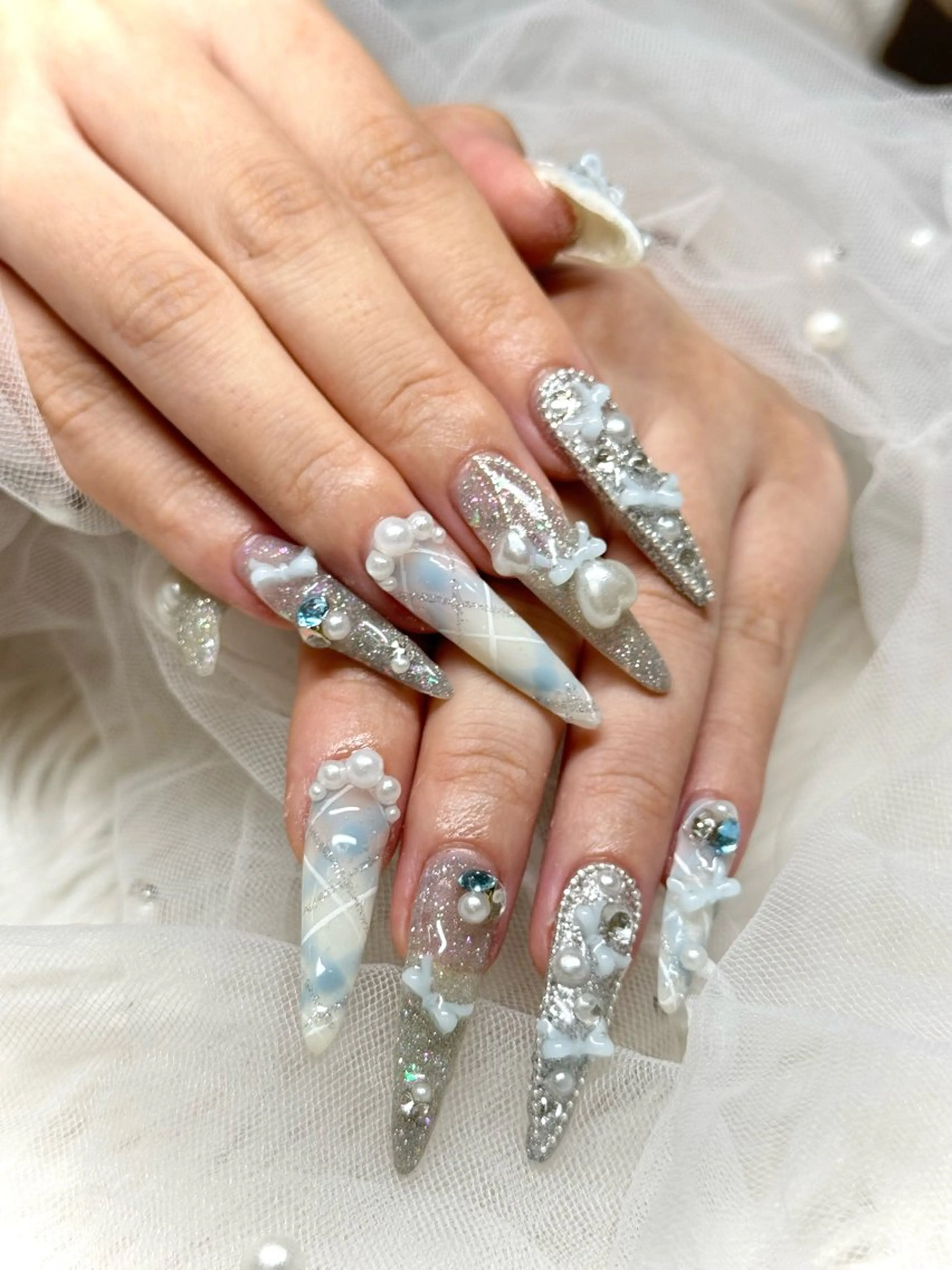 ネイル ジェルネイル ガーリー リボン 春ネイル ハンドネイル LUCAS 千葉 AOI💅🏾💕のネイルデザイン