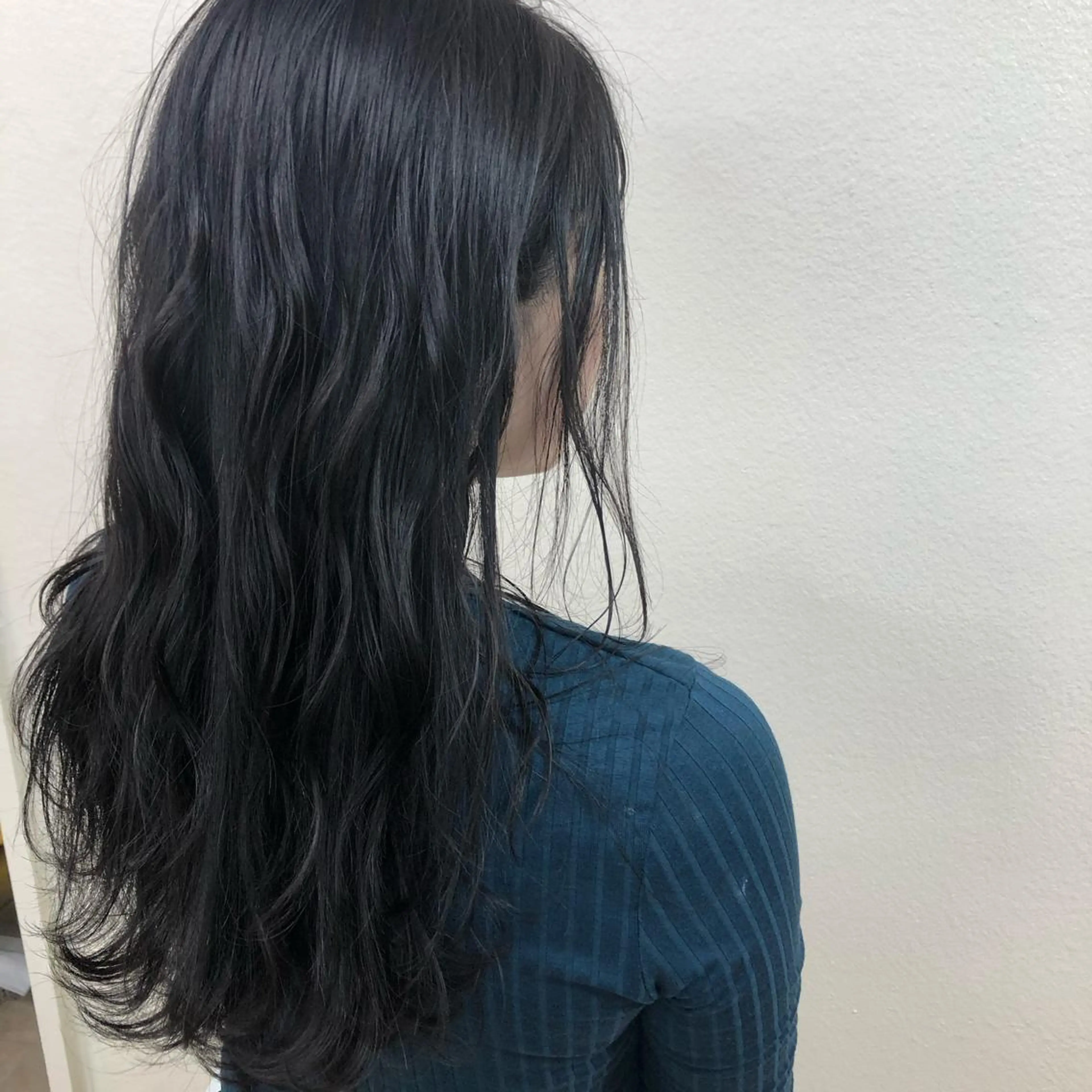 セミロング カラー ヘアアレンジ 外苑前NO.1艶髪 透明感カラーのヘアスタイル