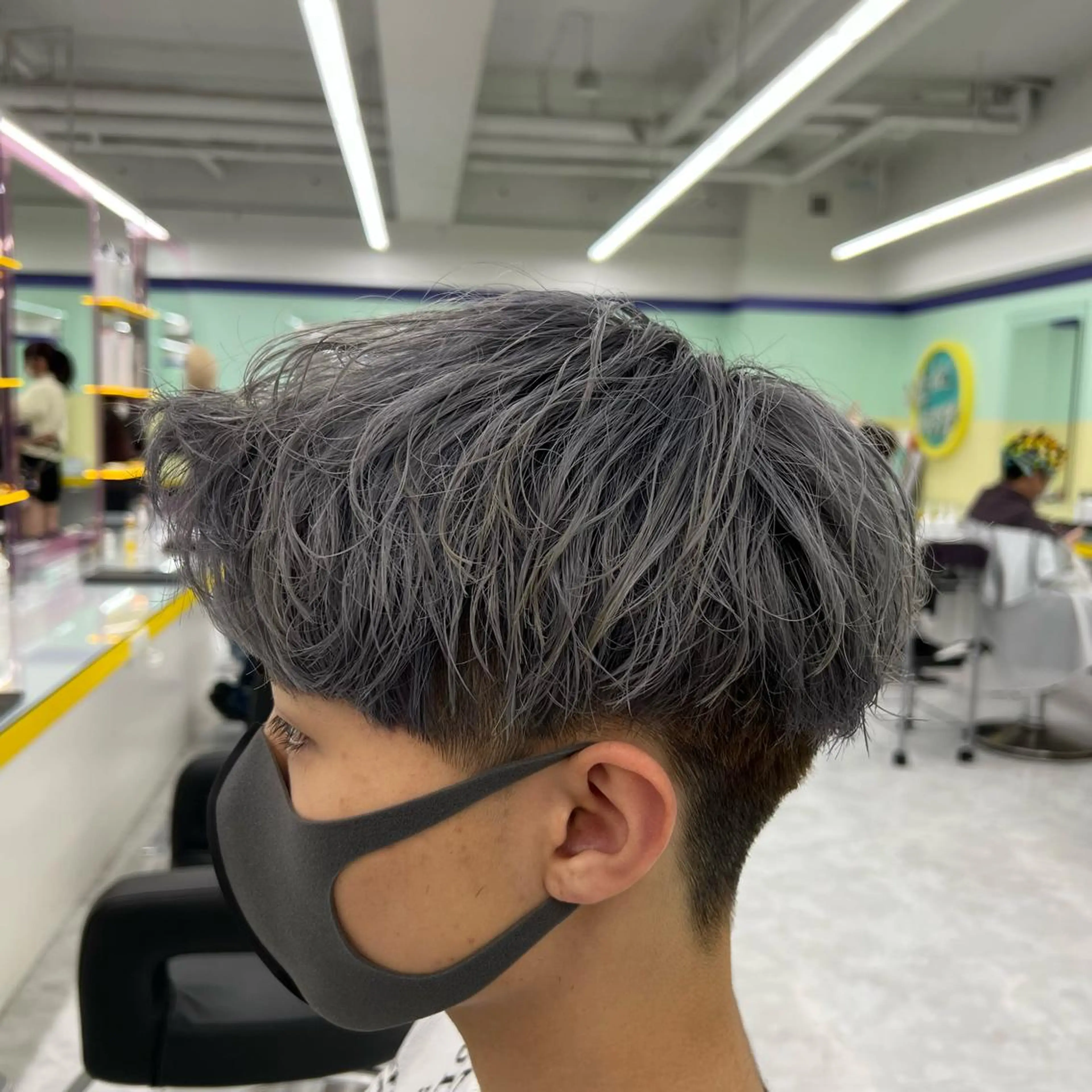 ショート カラー パーマ ヘアアレンジ メンズ キッズ ネイル マツエク・マツパ アイブロウ アップバング センターパート メンズハイライト マッシュ メンズパーマ 🔷横浜1のパーマ 職人🔷将太郎のヘアスタイル