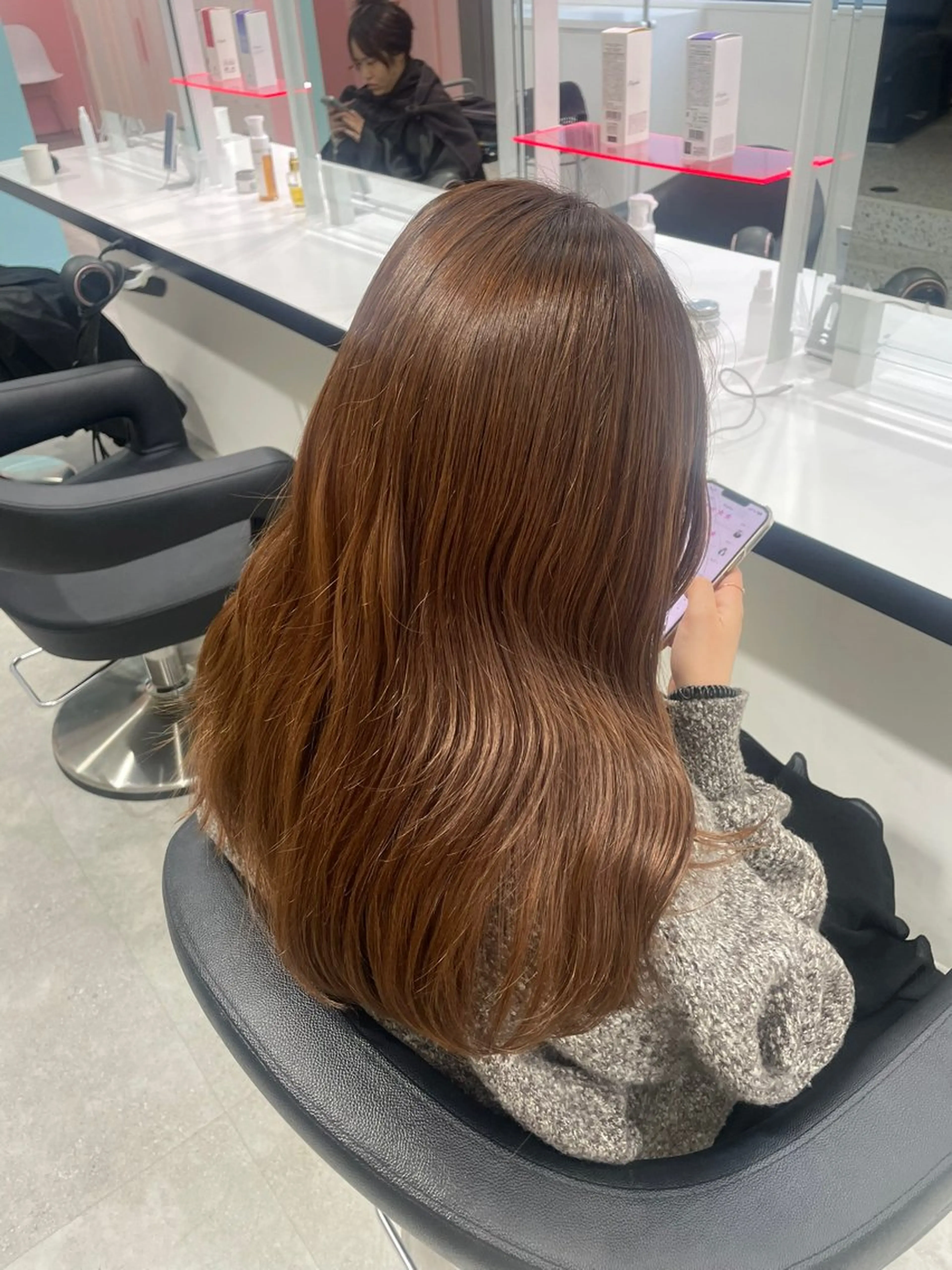 ロング カラー 履歴修正屋さん／ ブロンド／ホワイトのヘアスタイル