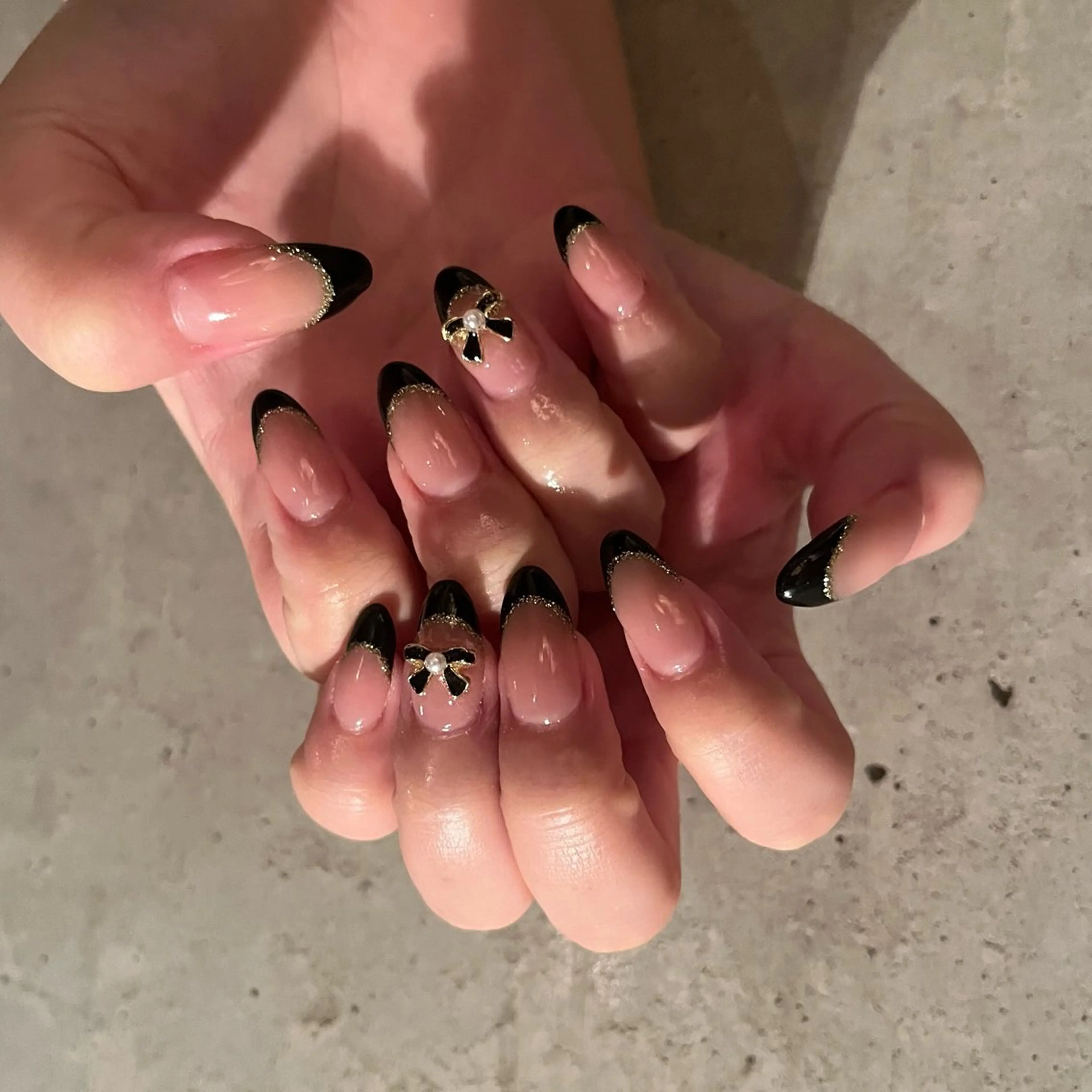 ネイル リボン ハンドネイル DariL Ayaのネイルデザイン