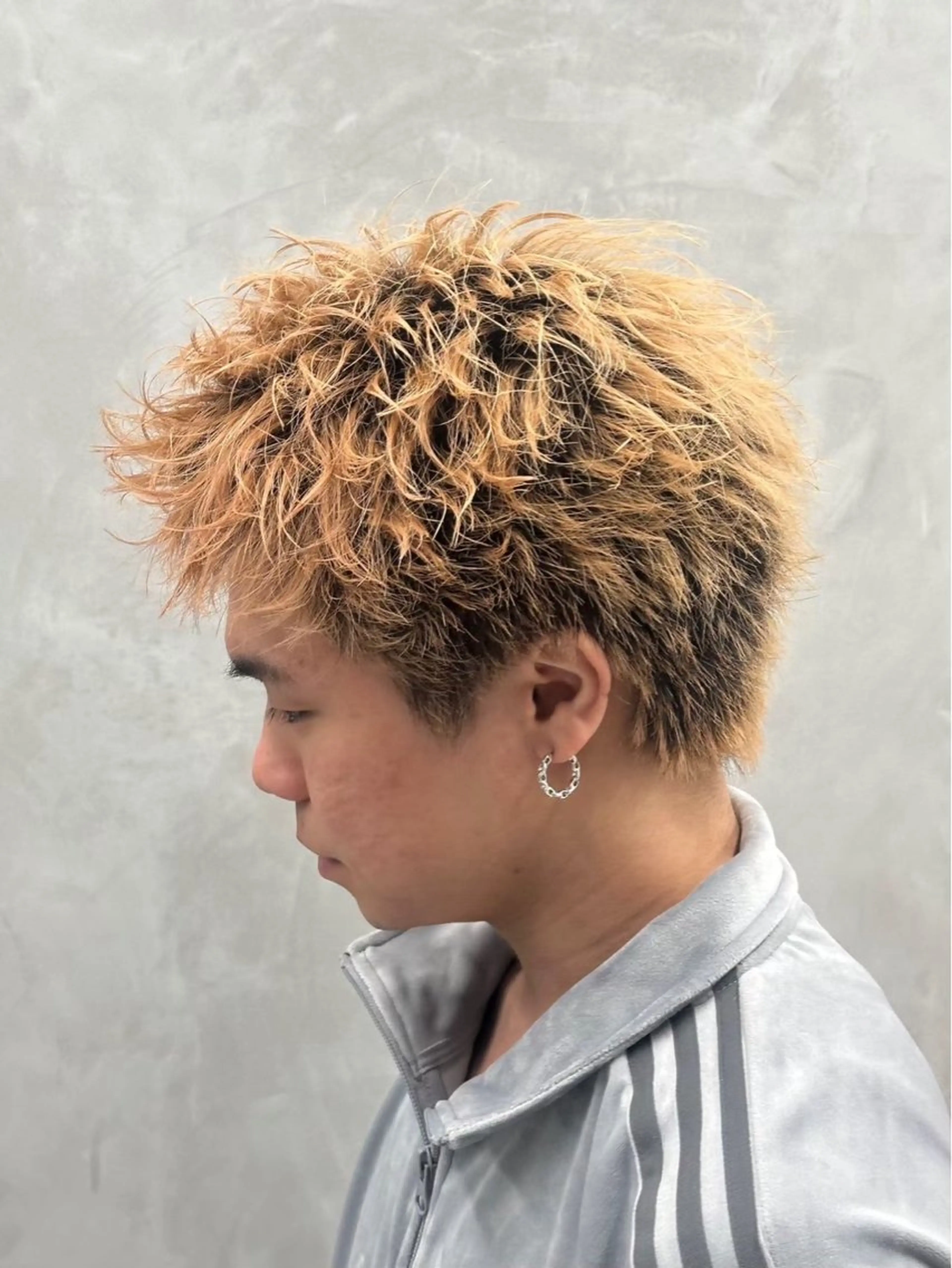 ショート カラー パーマ ✨️メンズ特化波巻き ツイスパ✨️松本真生のヘアスタイル