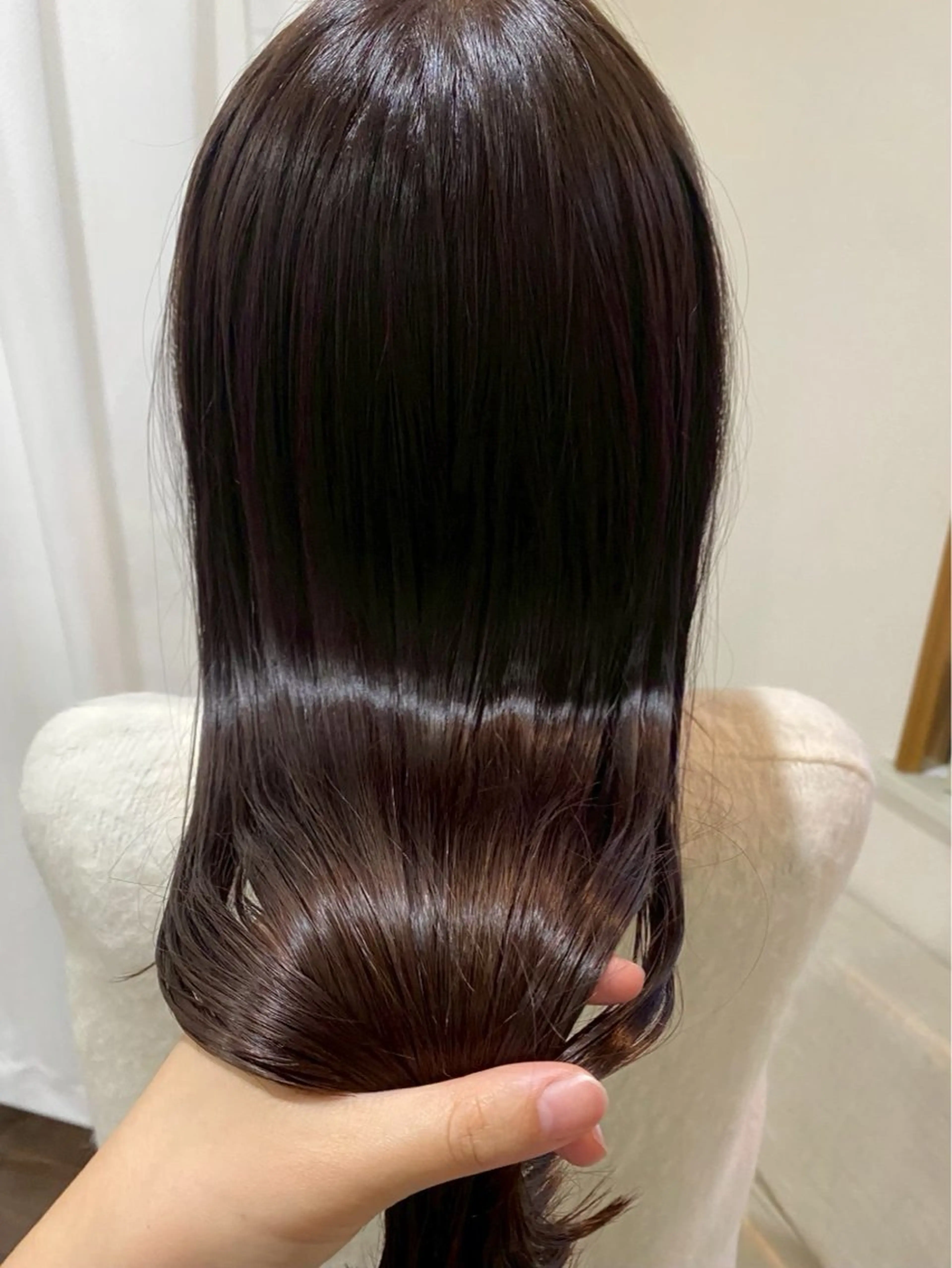 ミディアム カラー 縮毛矯正 山本 優音のヘアスタイル