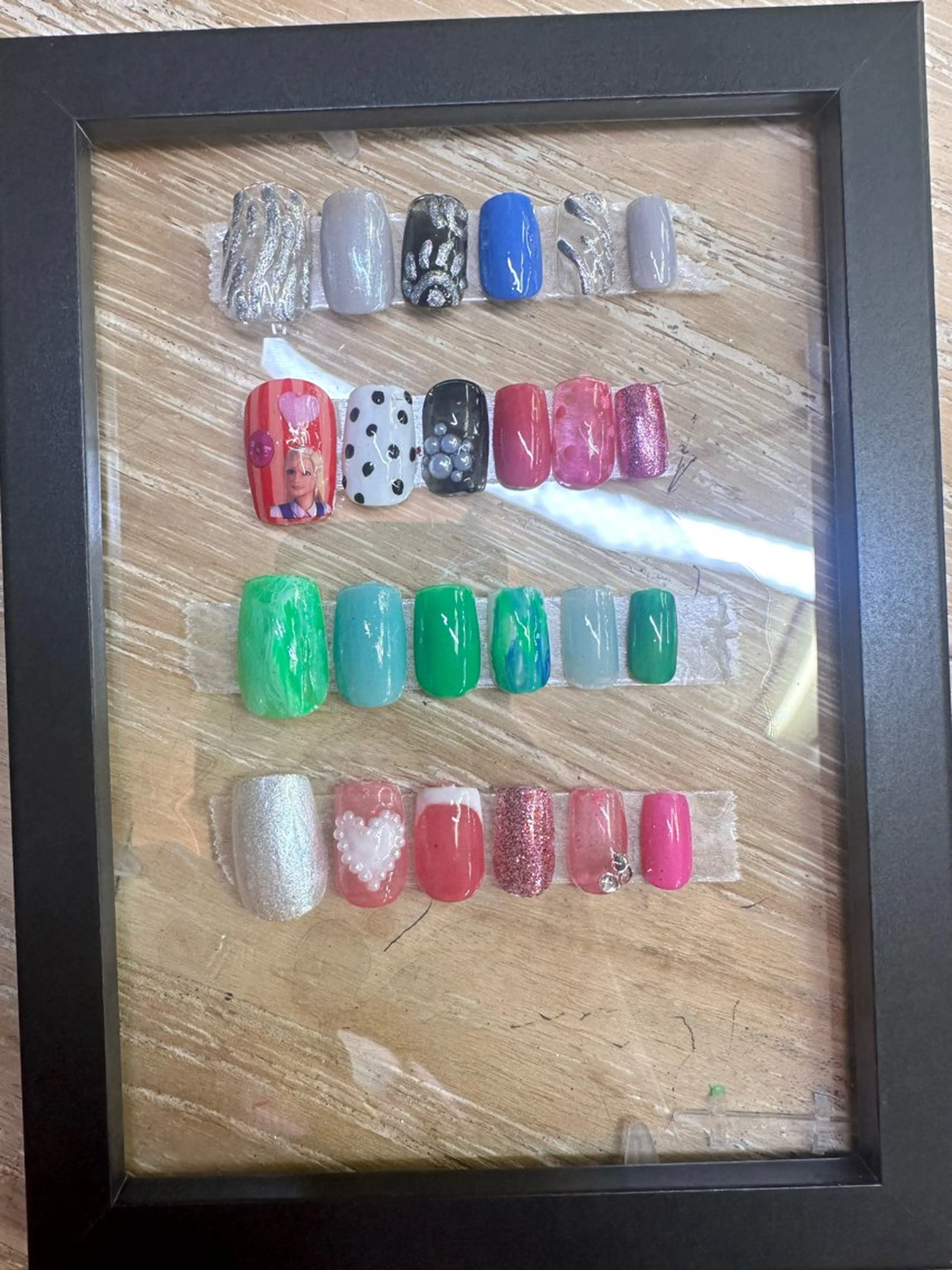 ネイル BROWS/ NAILSの眉毛・アイブロウイメージ