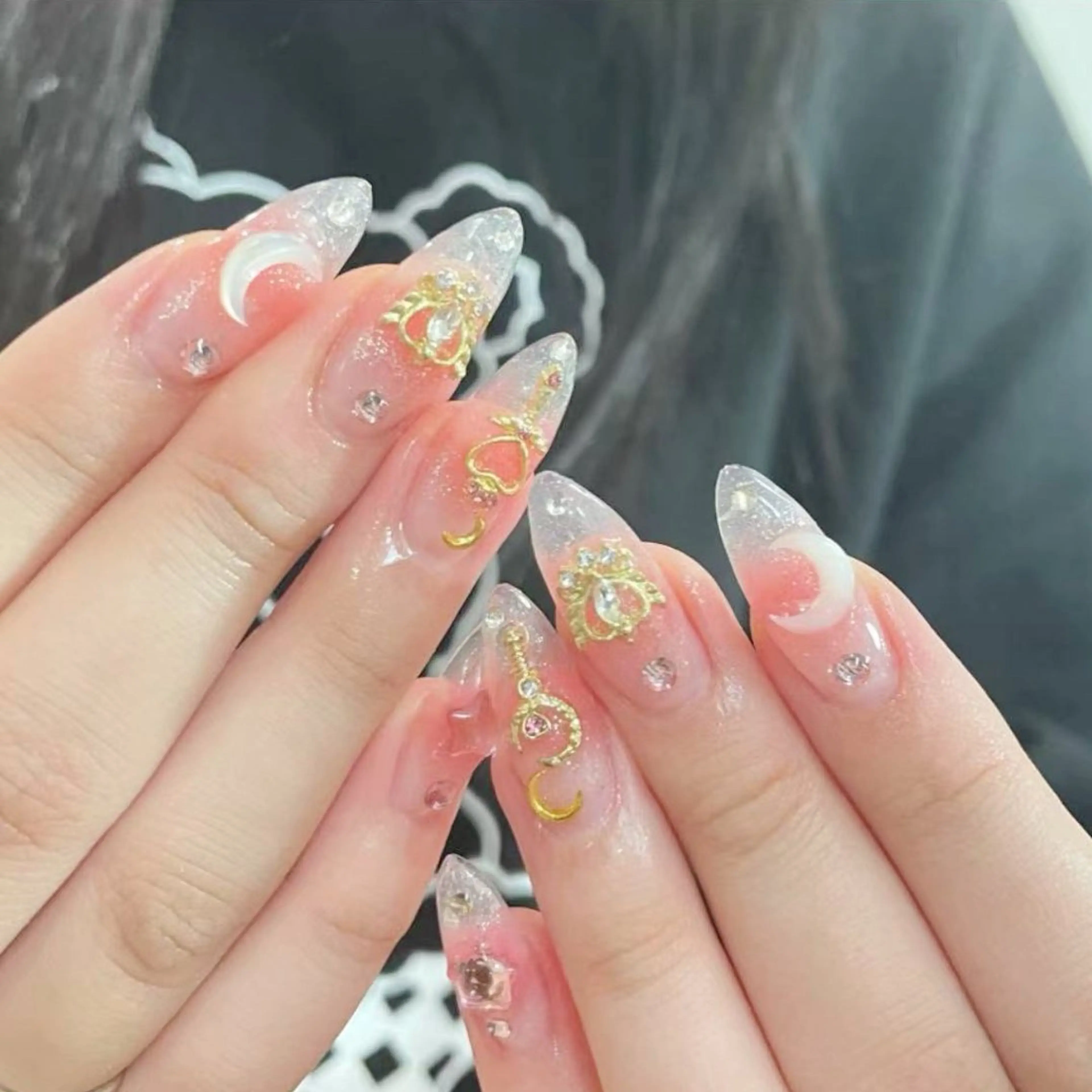 ネイル ハンドネイル AngelChris ビューティーサロン琳のネイルデザイン