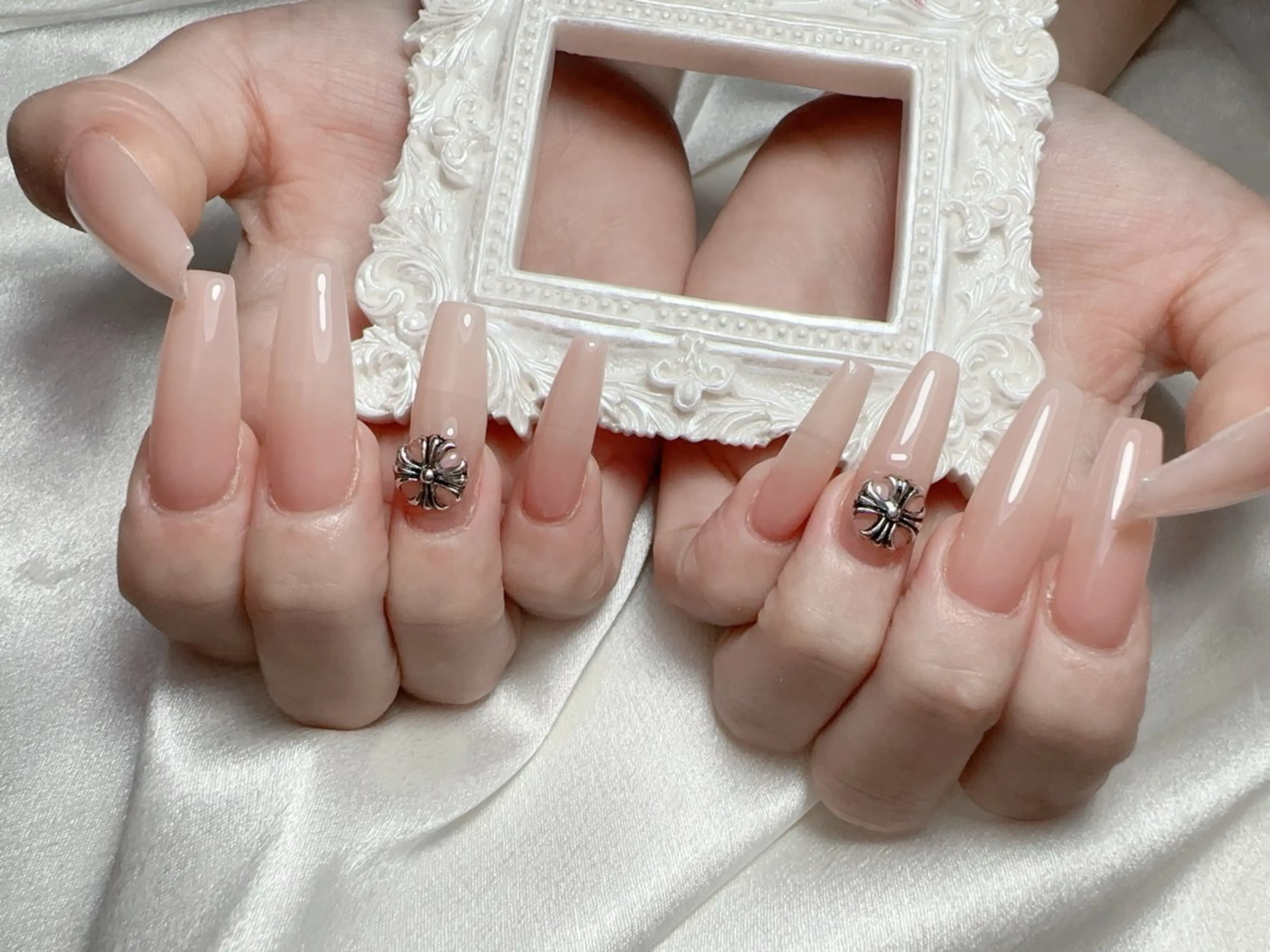 ネイル ハンドネイル ネイルサロン ルミア Lumia 店長のネイルデザイン