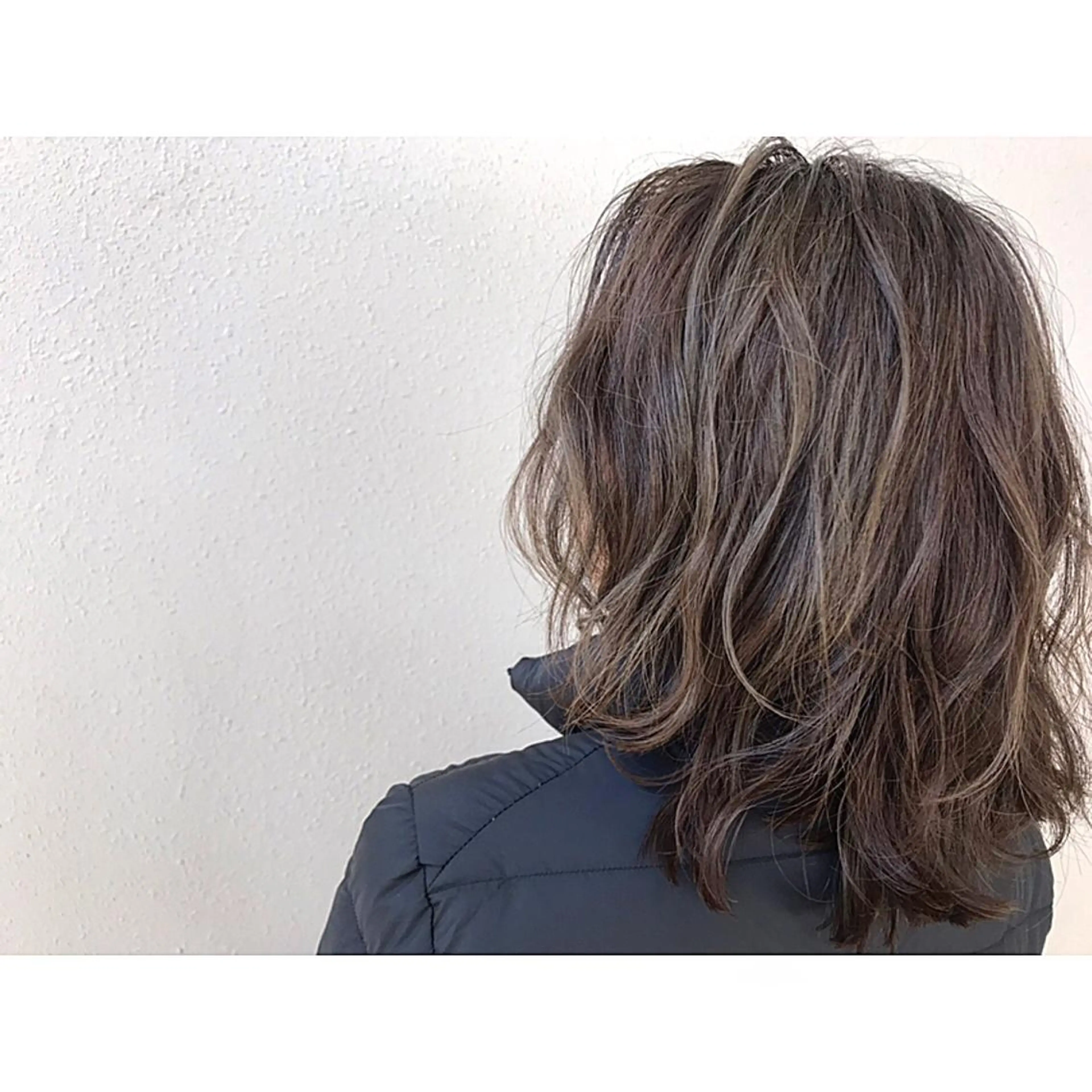 ヘアカラー & トリートメントの写真