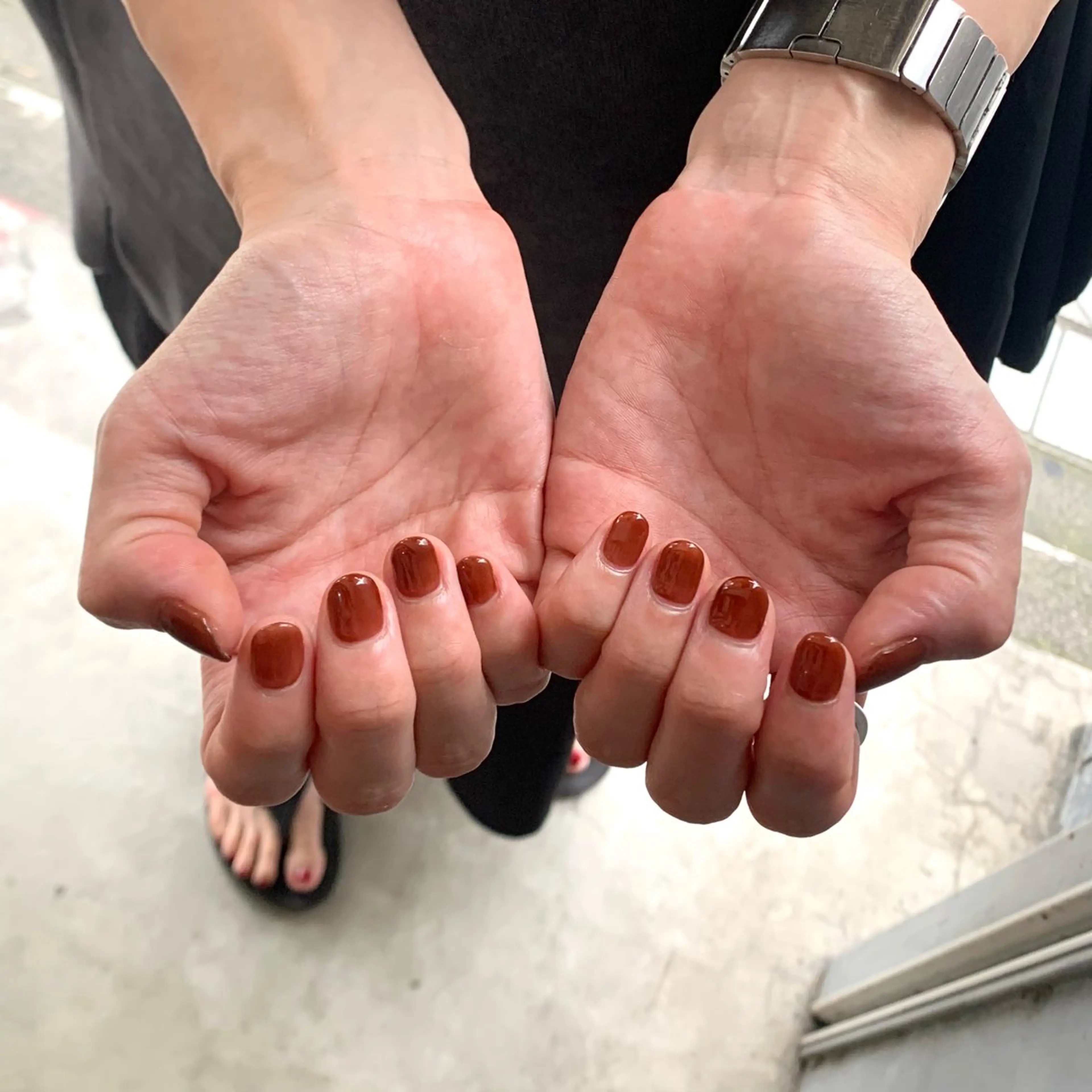 ネイル ブラウン ハンドネイル chika .のネイルデザイン