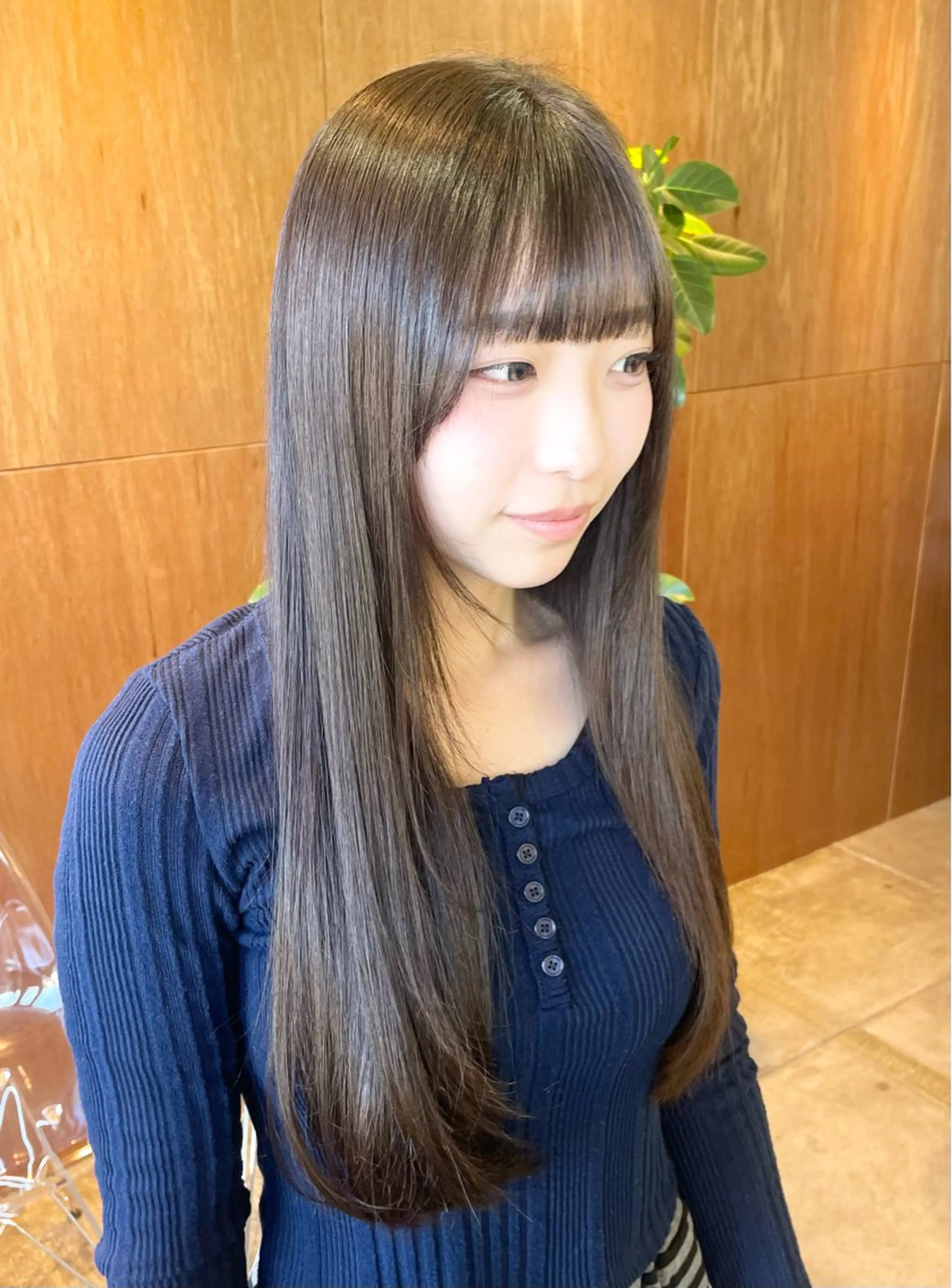 ロング 髪質改善 カット ヘアカラー yukii しまむら のぞみのヘアスタイル