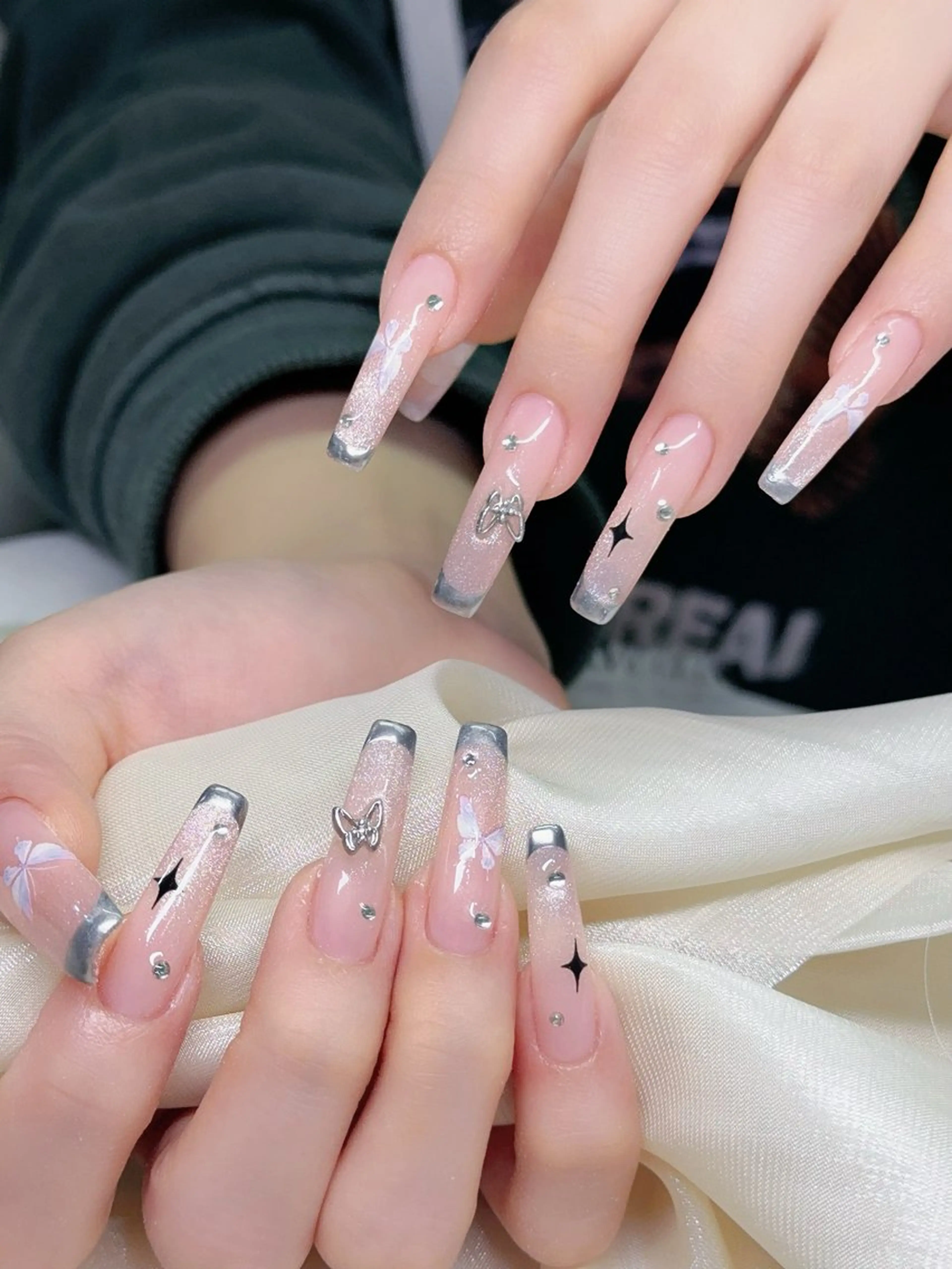 ネイル ハンドネイル Rose nail💅のネイルデザイン