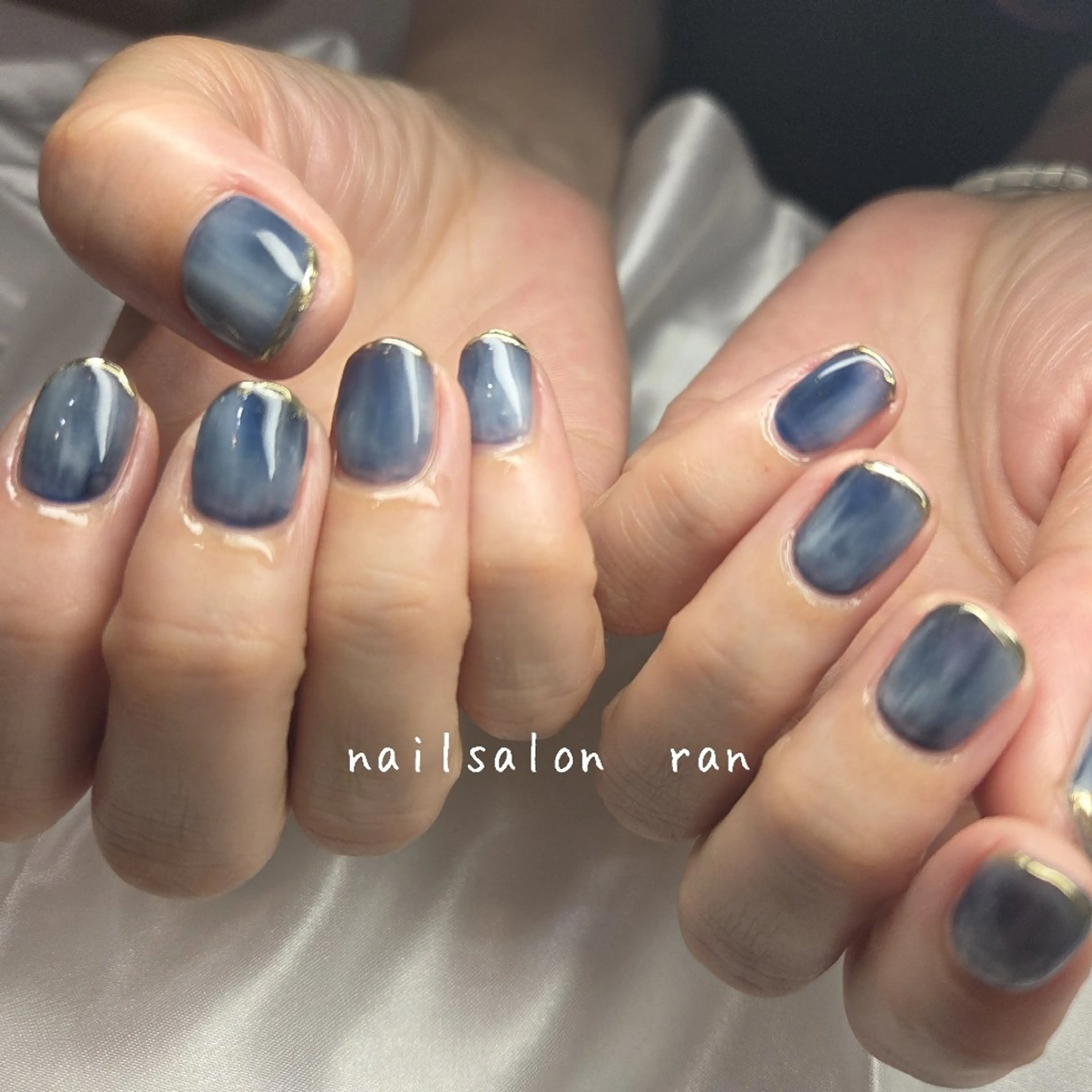 ネイル ネイビー ニュアンスネイル ハンドネイル ハンドケア nailsalon ranのネイルデザイン
