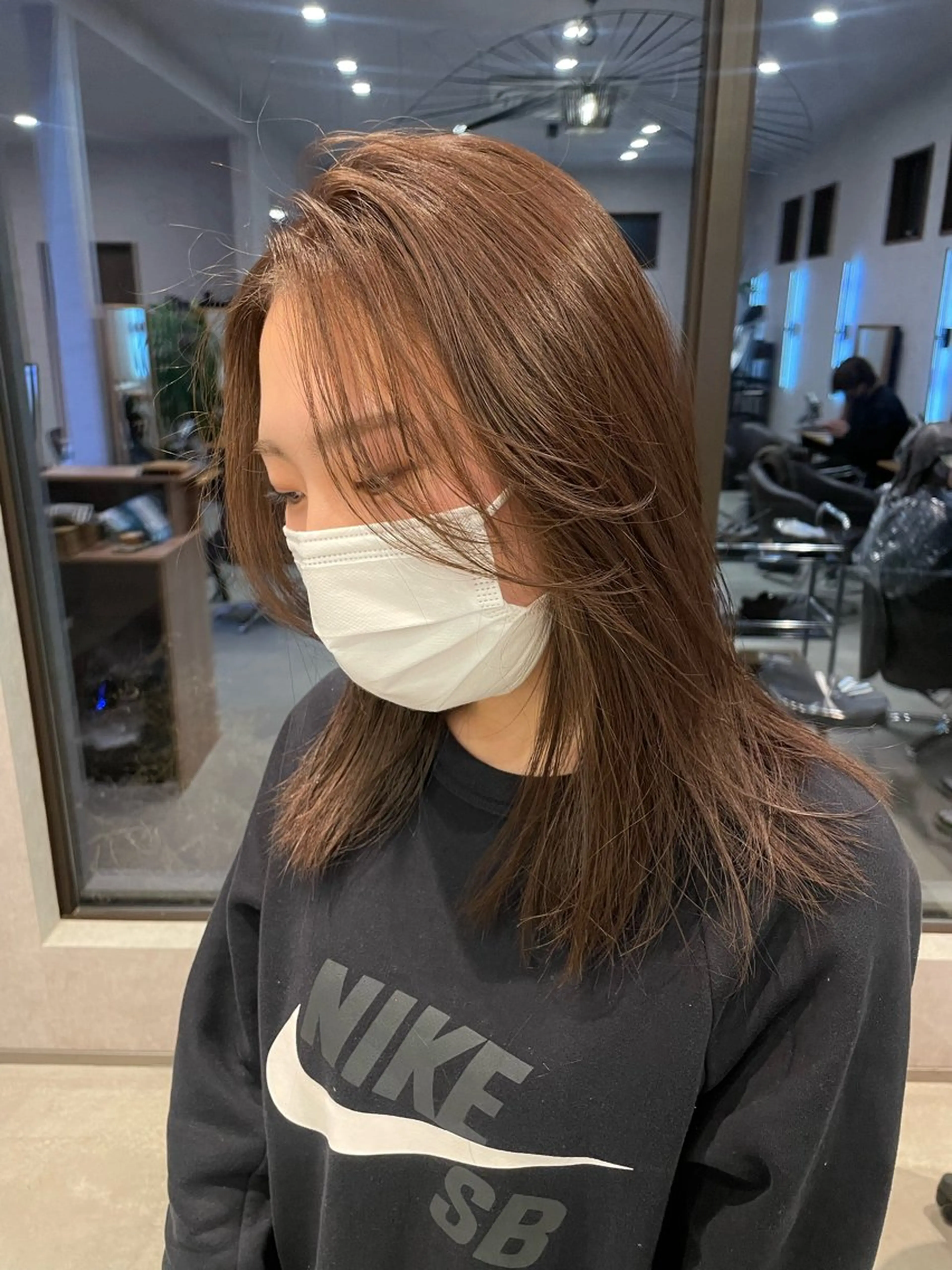 セミロング カラー アッシュ アッシュブラウン ブラウンカラー ヘアカラー 透明カラー/レイヤー misaki °＊のヘアスタイル