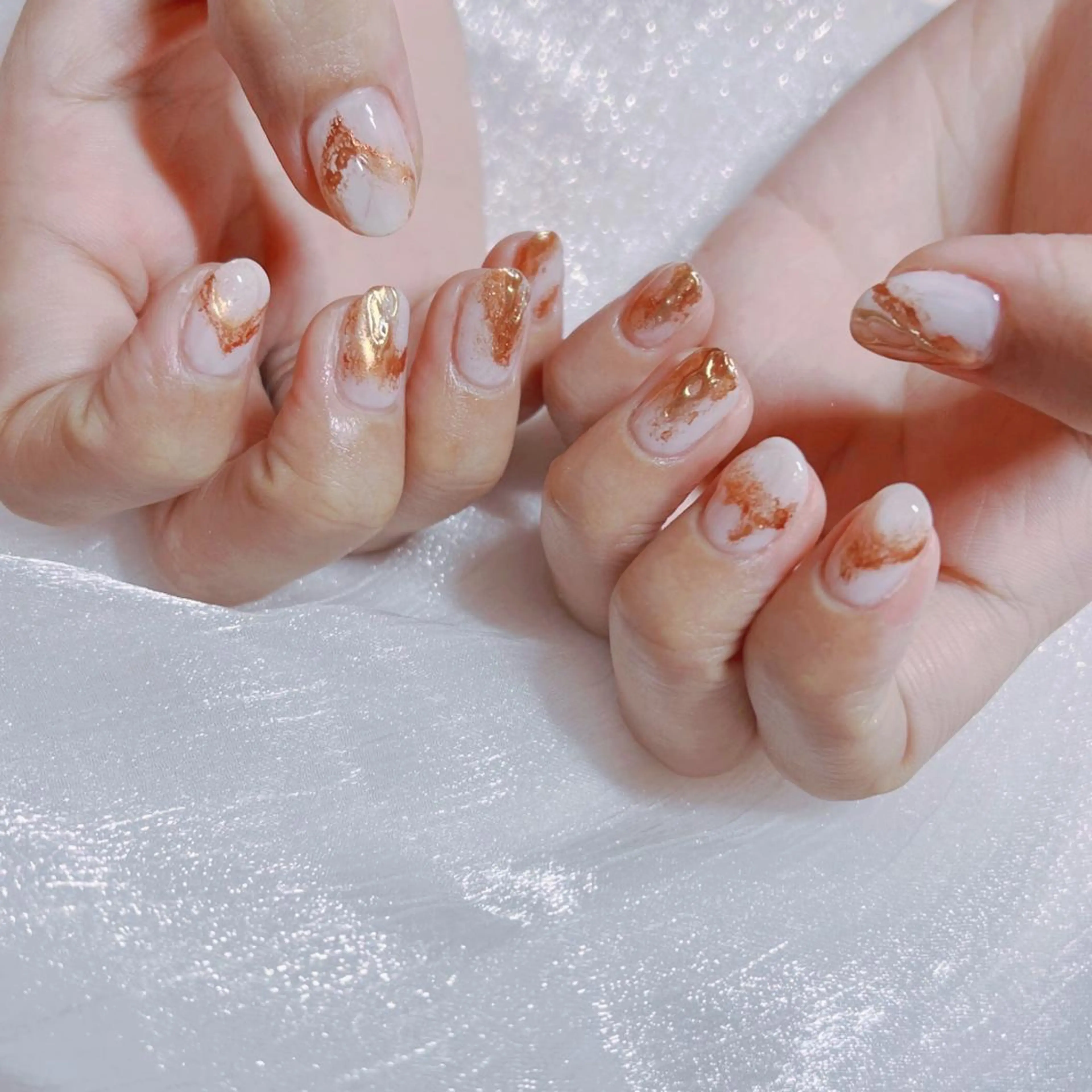 ネイル オーロラネイル フットネイル フレンチネイル ジェルネイル 韓国ネイル ハンドネイル ハンドケア 【ENサロン】 Rei🎀Nailのネイルデザイン