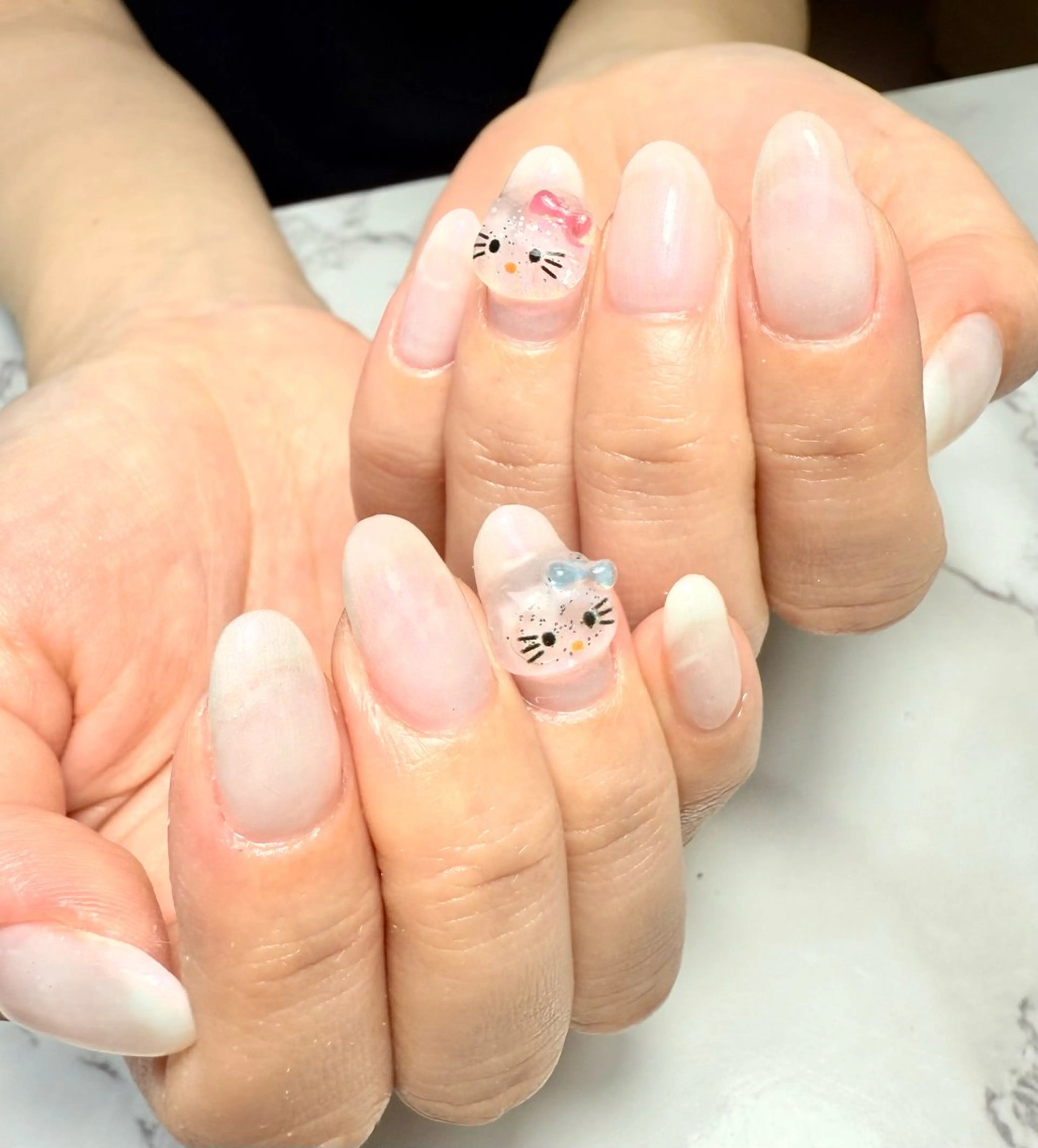 ネイル アートネイル チークネイル フレンチネイル 氷ネイル・うるうるネイル キラキラネイル M.N_ nailのネイルデザイン